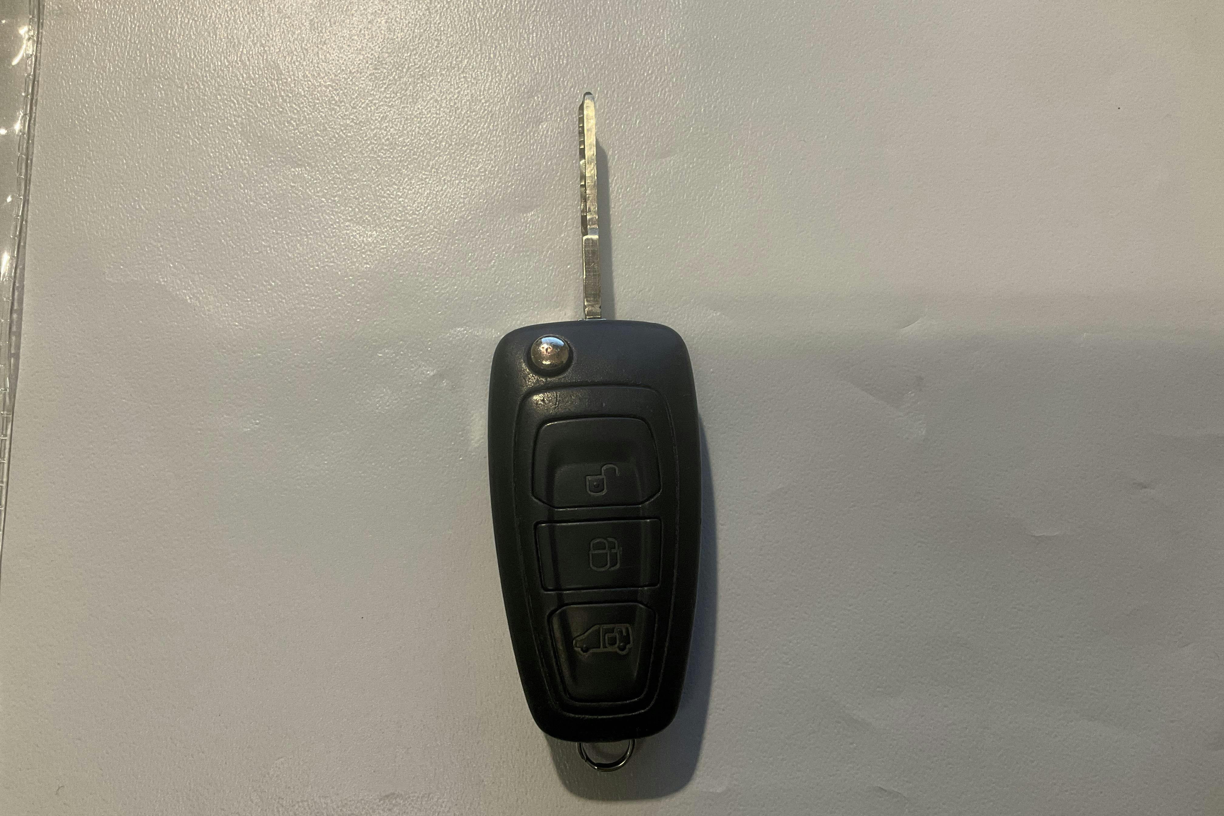 Presentationsfoto 17 av 17: Ford Transit Connect 1.5 TDCi (100hk) - 13 337 mil - Manuell - vit - 2018