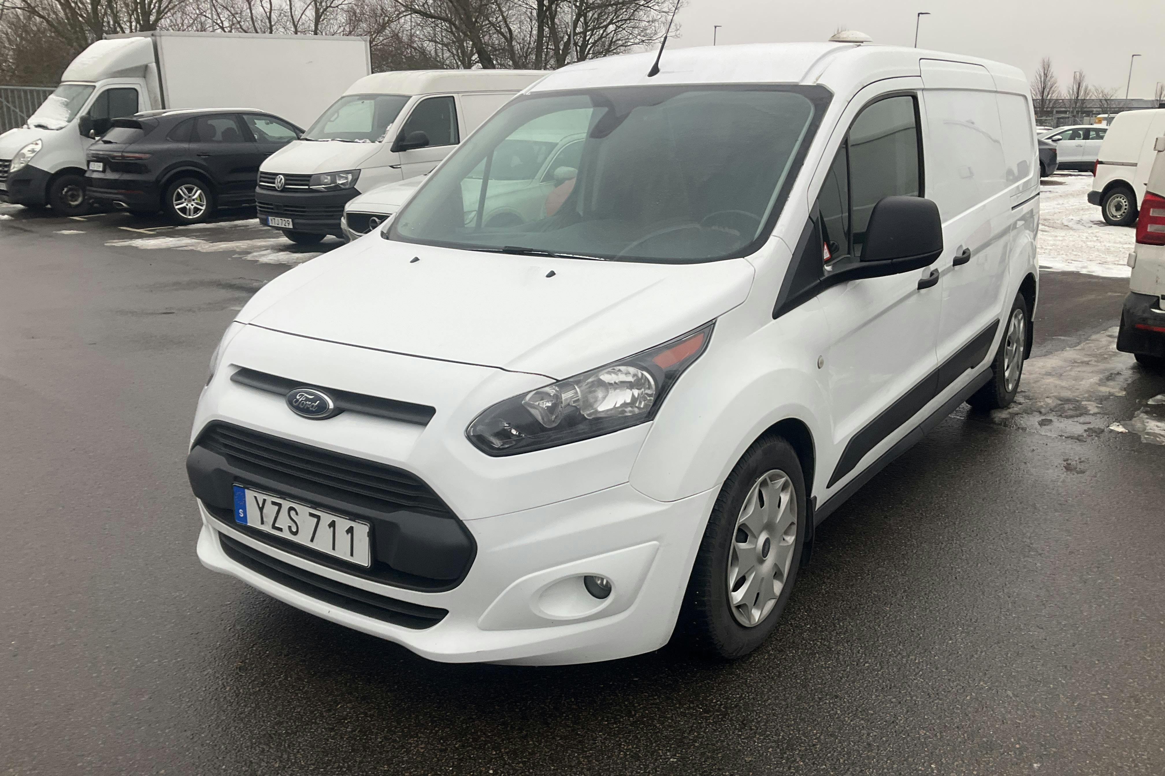 Presentationsfoto 1 av 17: Ford Transit Connect 1.5 TDCi (100hk) - 13 337 mil - Manuell - vit - 2018