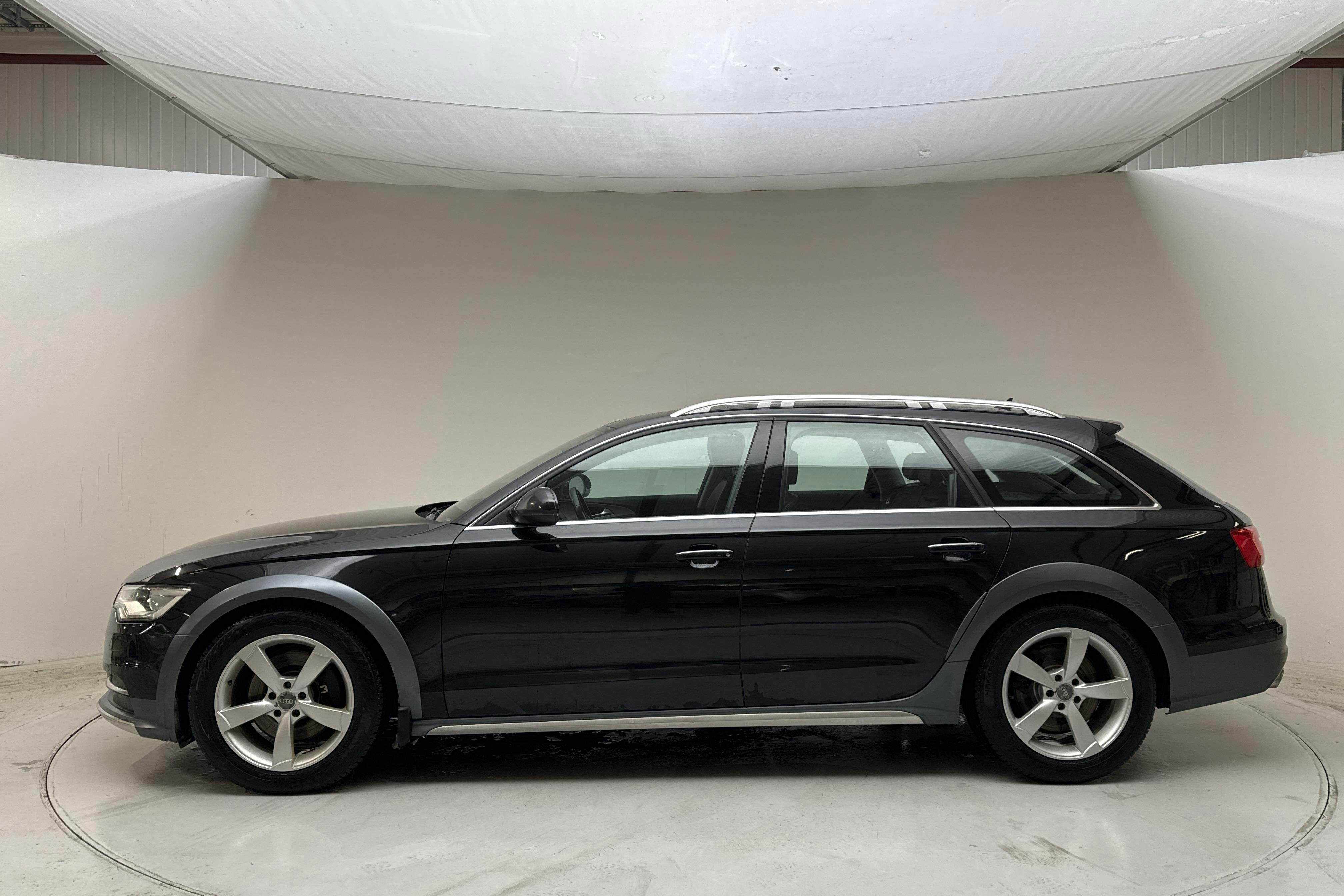 Presentation photo 2 of 12: Audi A6 Allroad 3.0 TDI quattro (204hk) - 217 770 km - Automatic - black - 2014