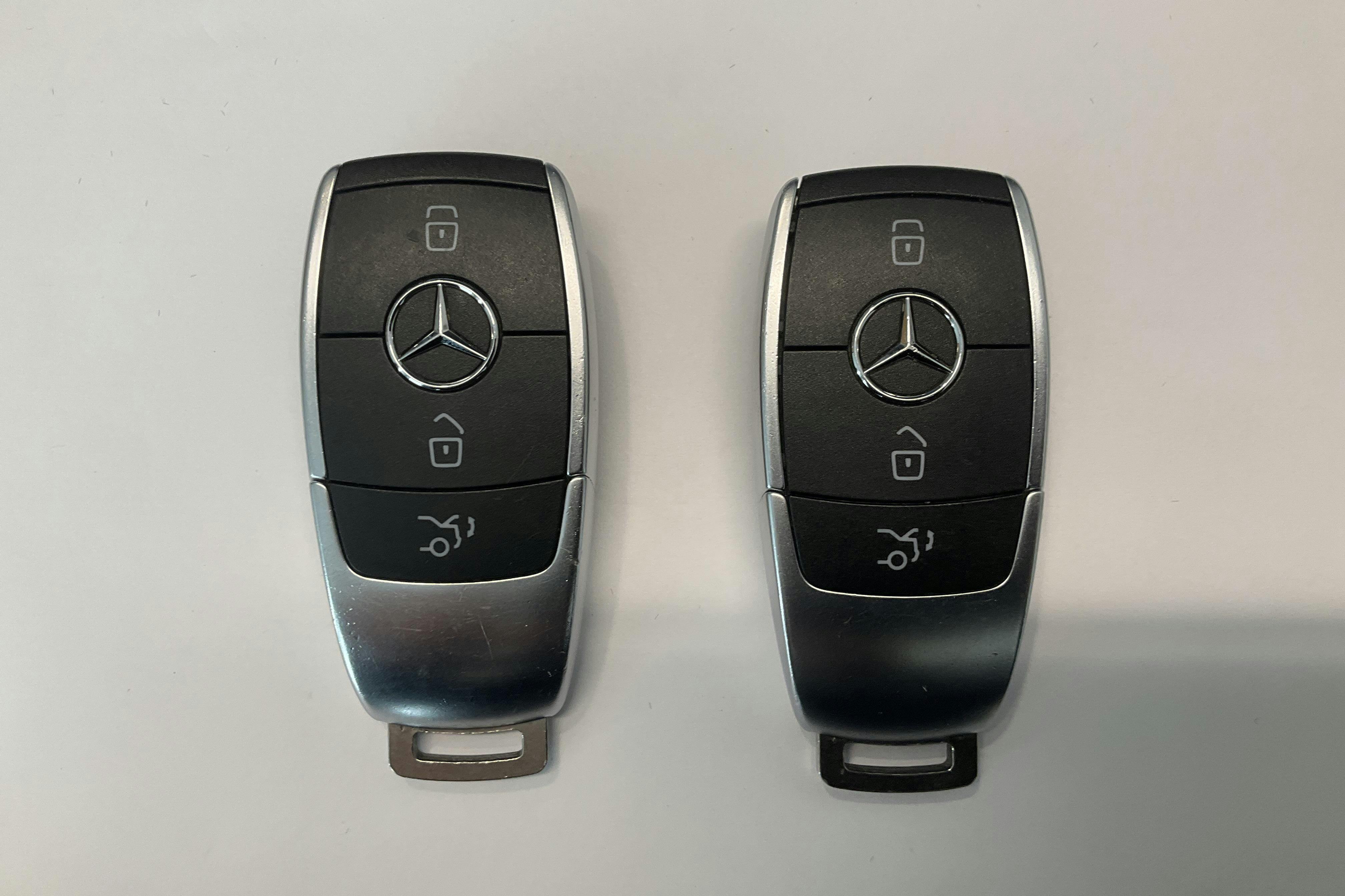 Presentationsfoto 18 av 18: Mercedes GLC 220 d 4MATIC X253 (194hk) - 8 090 mil - Automat - silver - 2020