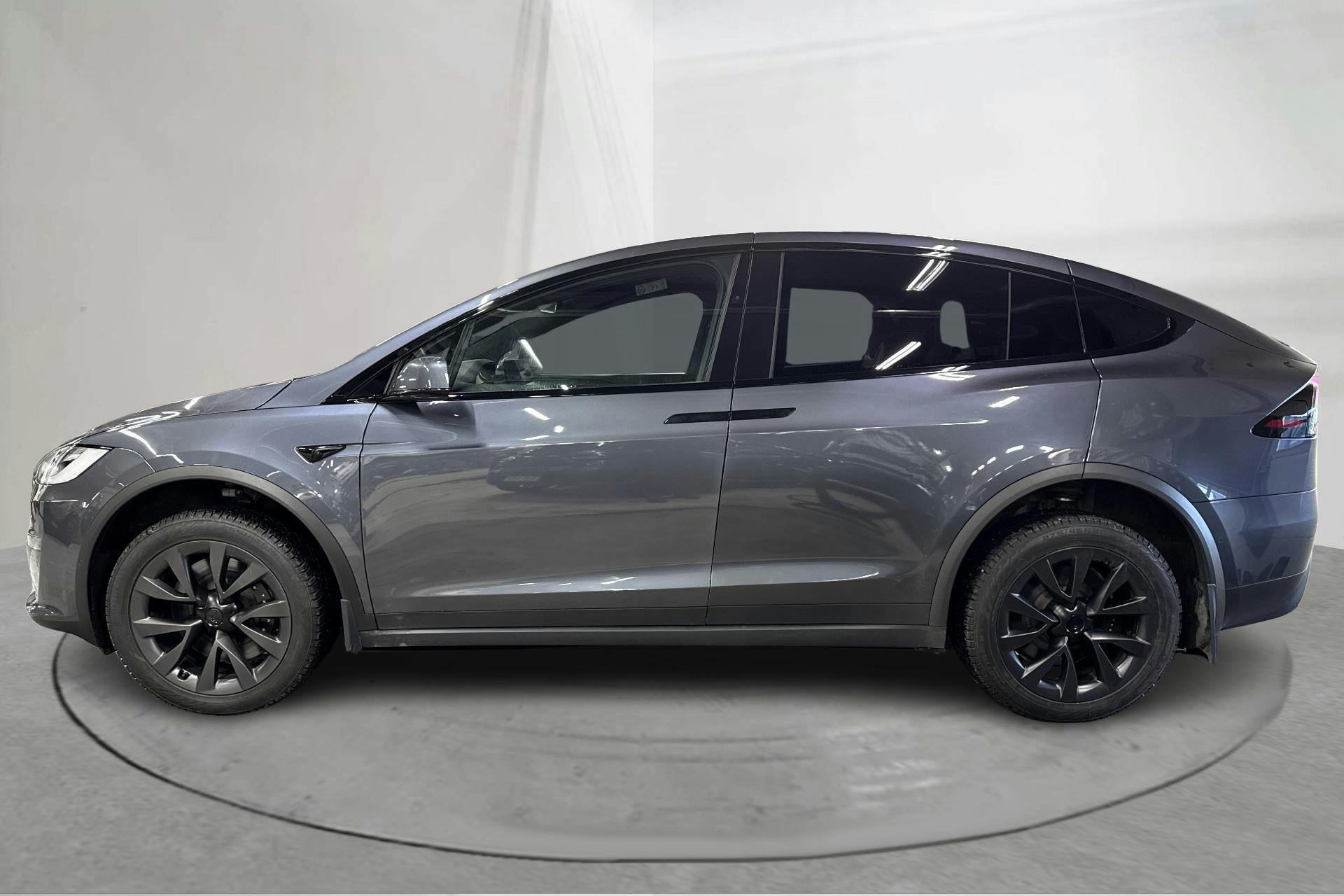 Presentationsfoto 2 av 28: Tesla Model X Plaid AWD (1020hk) - 6 733 mil - Automat - grå - 2023