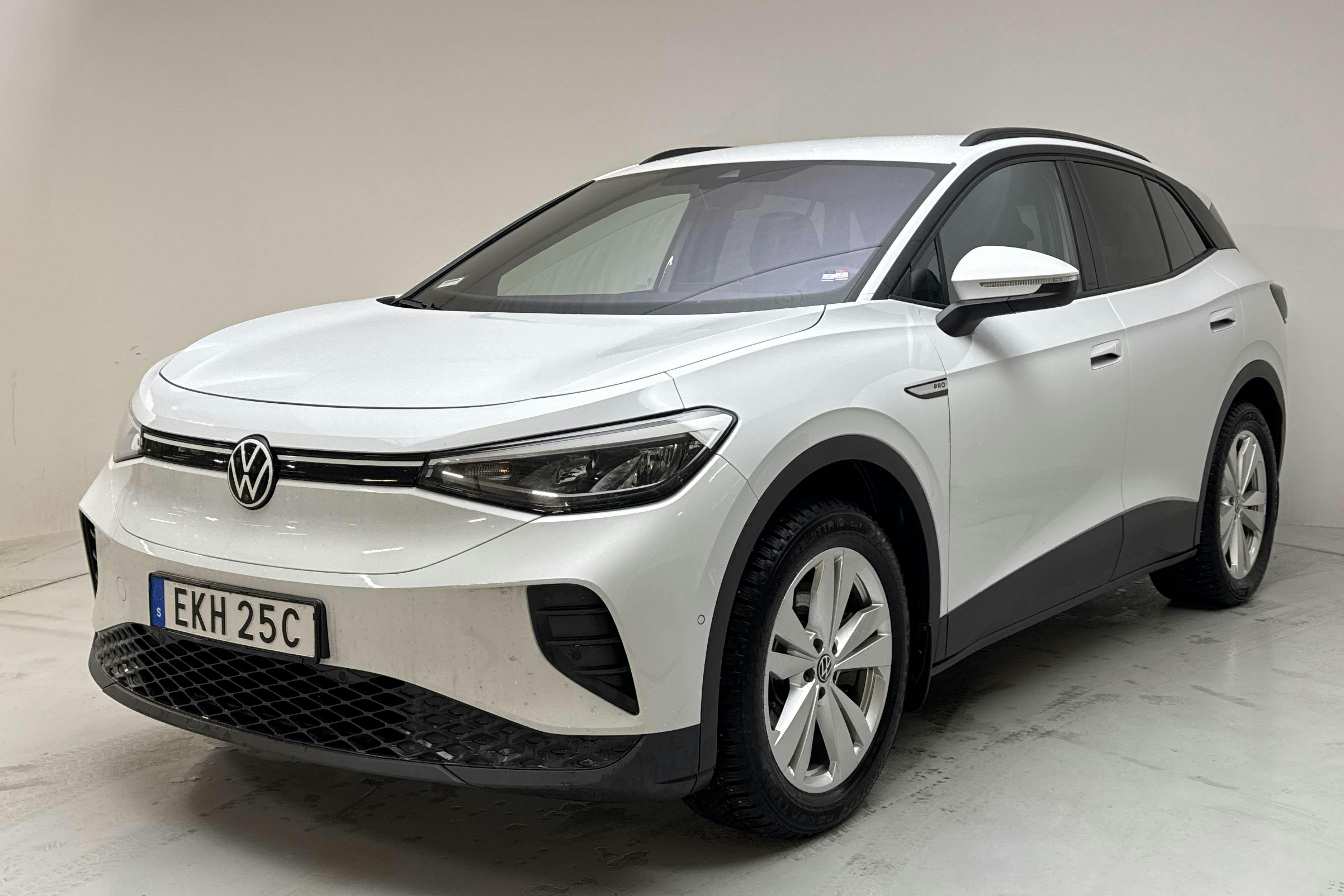 Presentation photo 1 of 17: VW ID.4 77kWh (204hk) - 59 870 km - Automatic - white - 2024