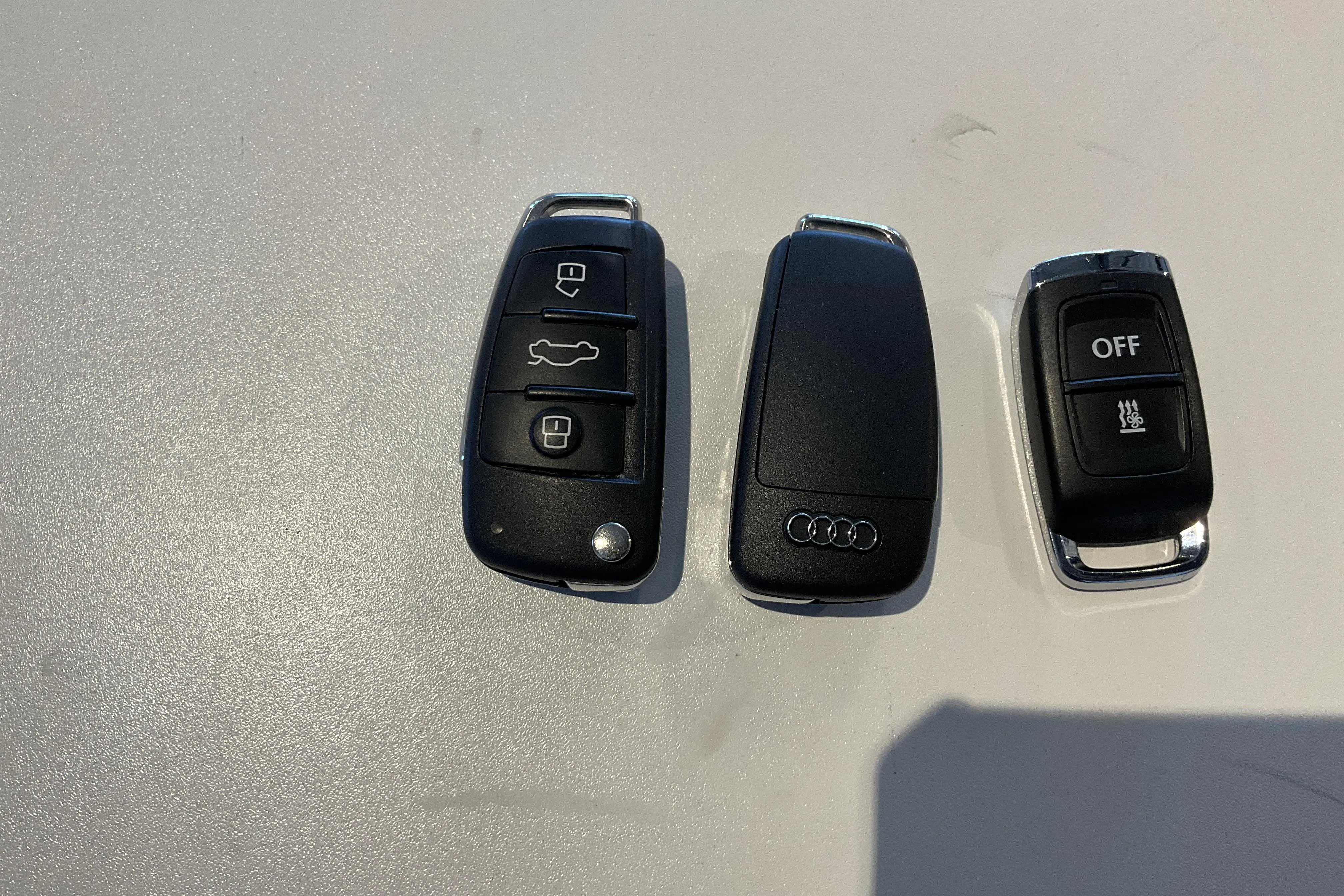 Presentationsfoto 18 av 18: Audi Q3 40 TDI quattro (200hk) - 8 426 mil - Automat - grå - 2023