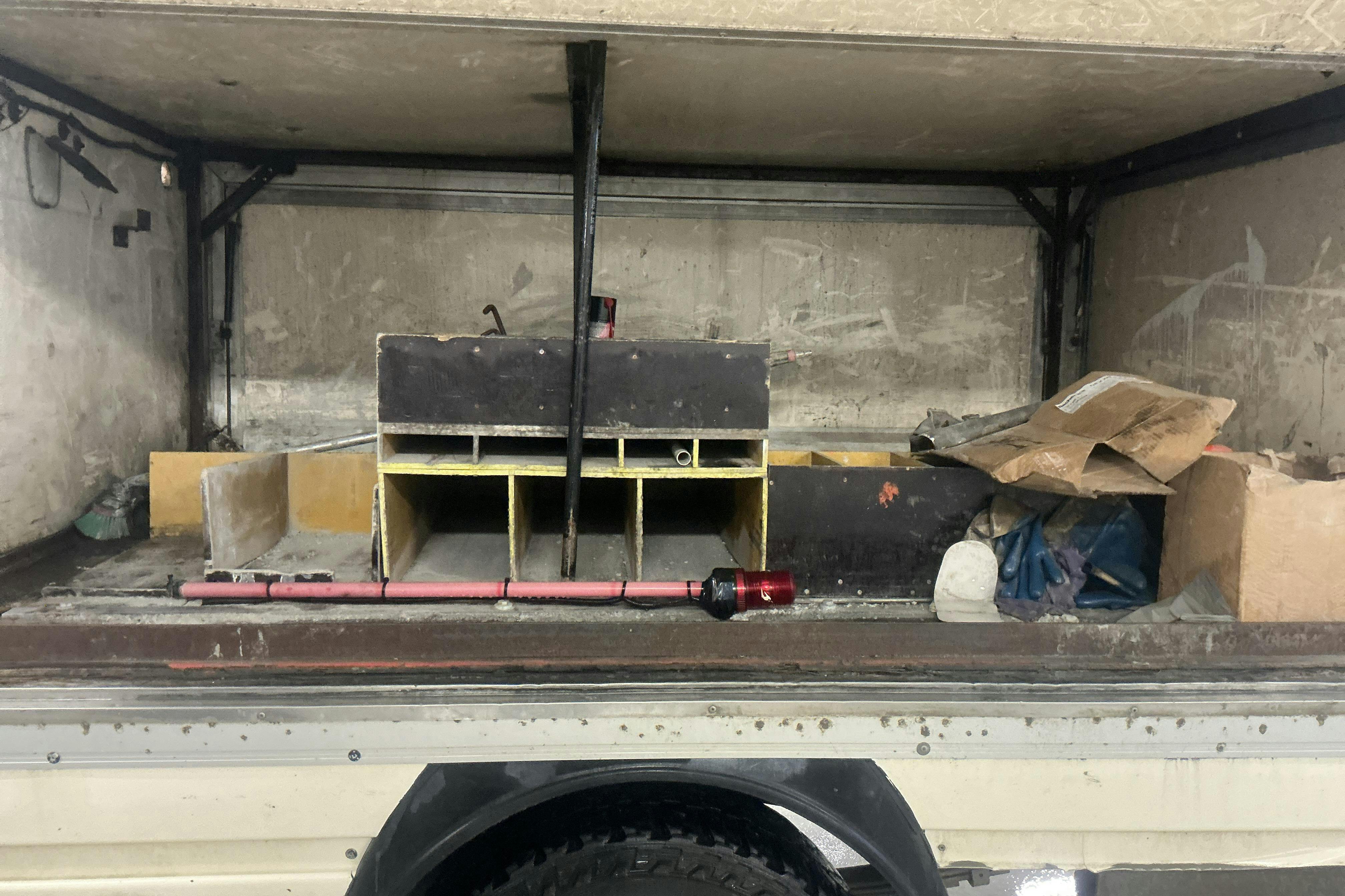 Presentation photo 13 of 13: Toyota Hilux 2.4 D 4WD (150hk) - 24 760 km - Manual - white - 2018