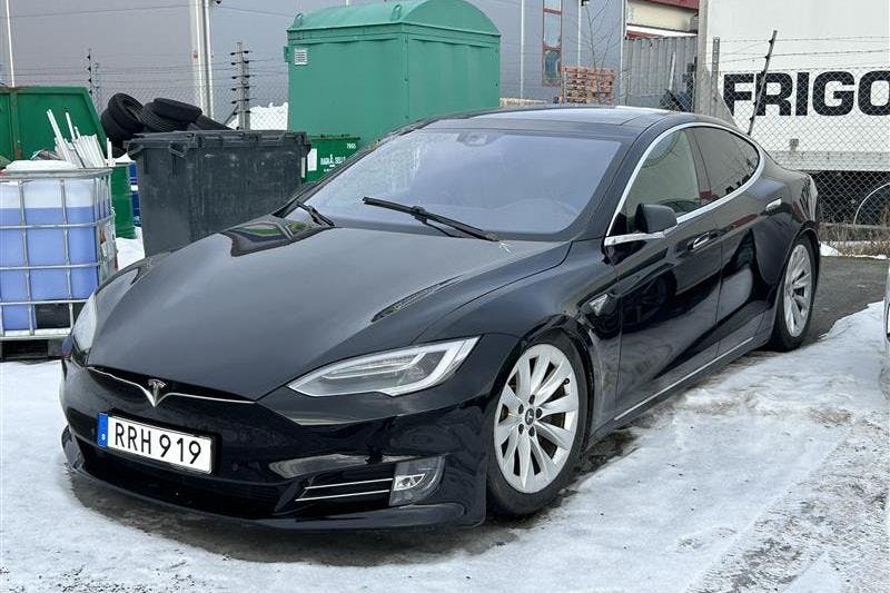 Presentation photo 1 of 13: Tesla Model S 90D - 475 740 km - Automatic - black - 2016