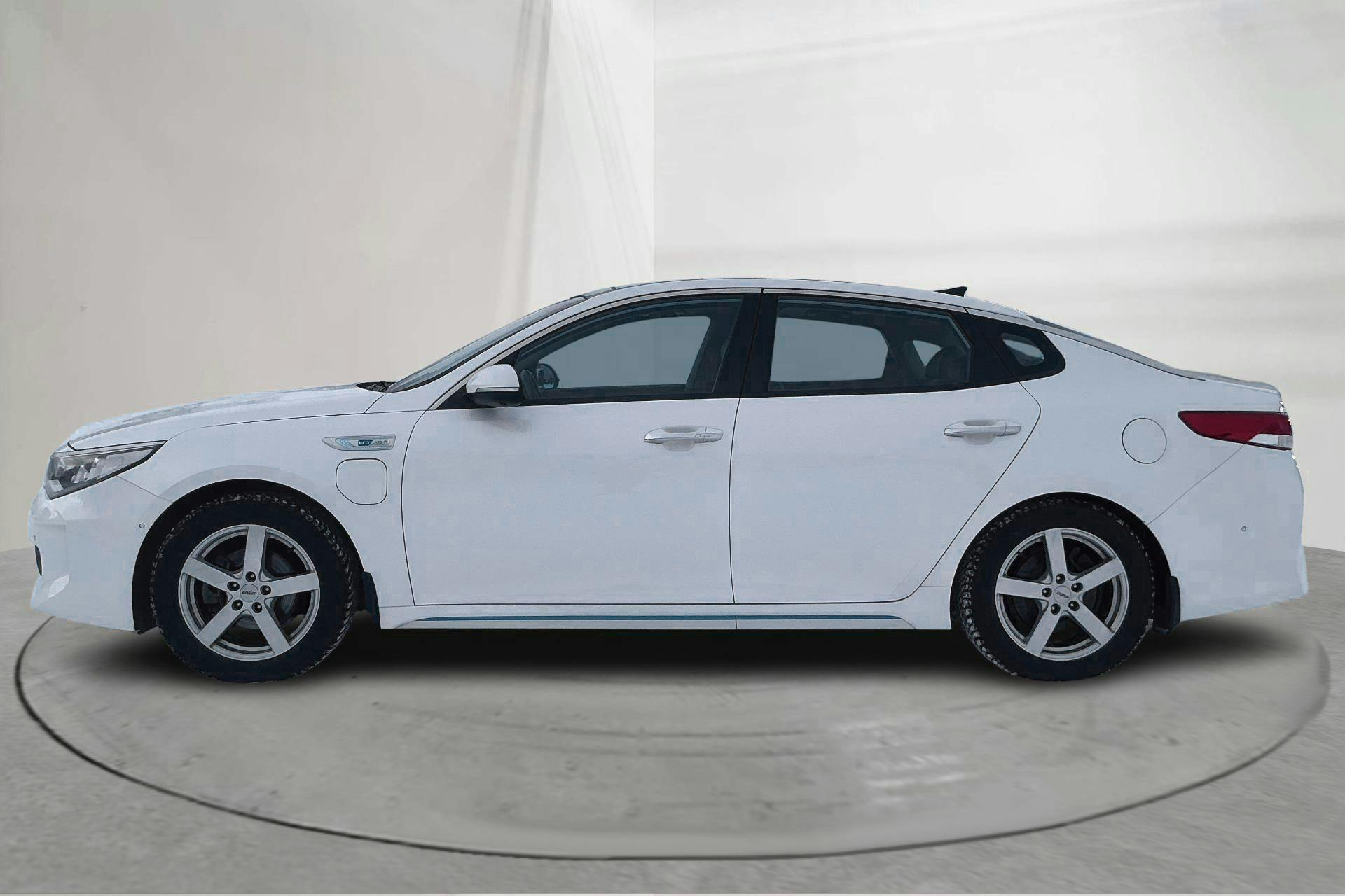 Presentation photo 2 of 20: KIA Optima 2.0 GDi Plug-in Hybrid (205hk) - 111 310 km - Automatic - white - 2017