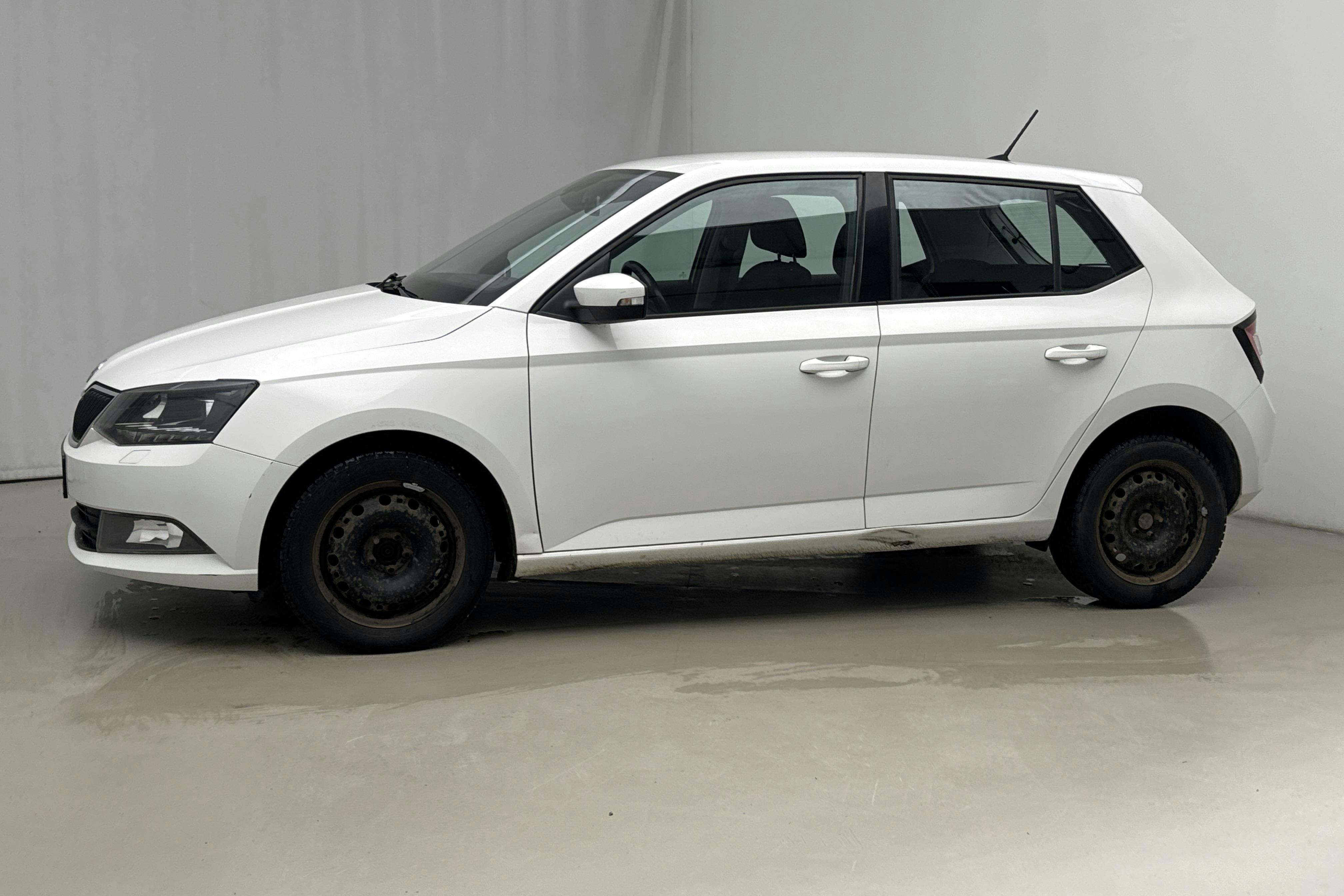 Presentationsfoto 2 av 14: Skoda Fabia 1.0 TSI (110hk) - 19 424 mil - Automat - vit - 2018