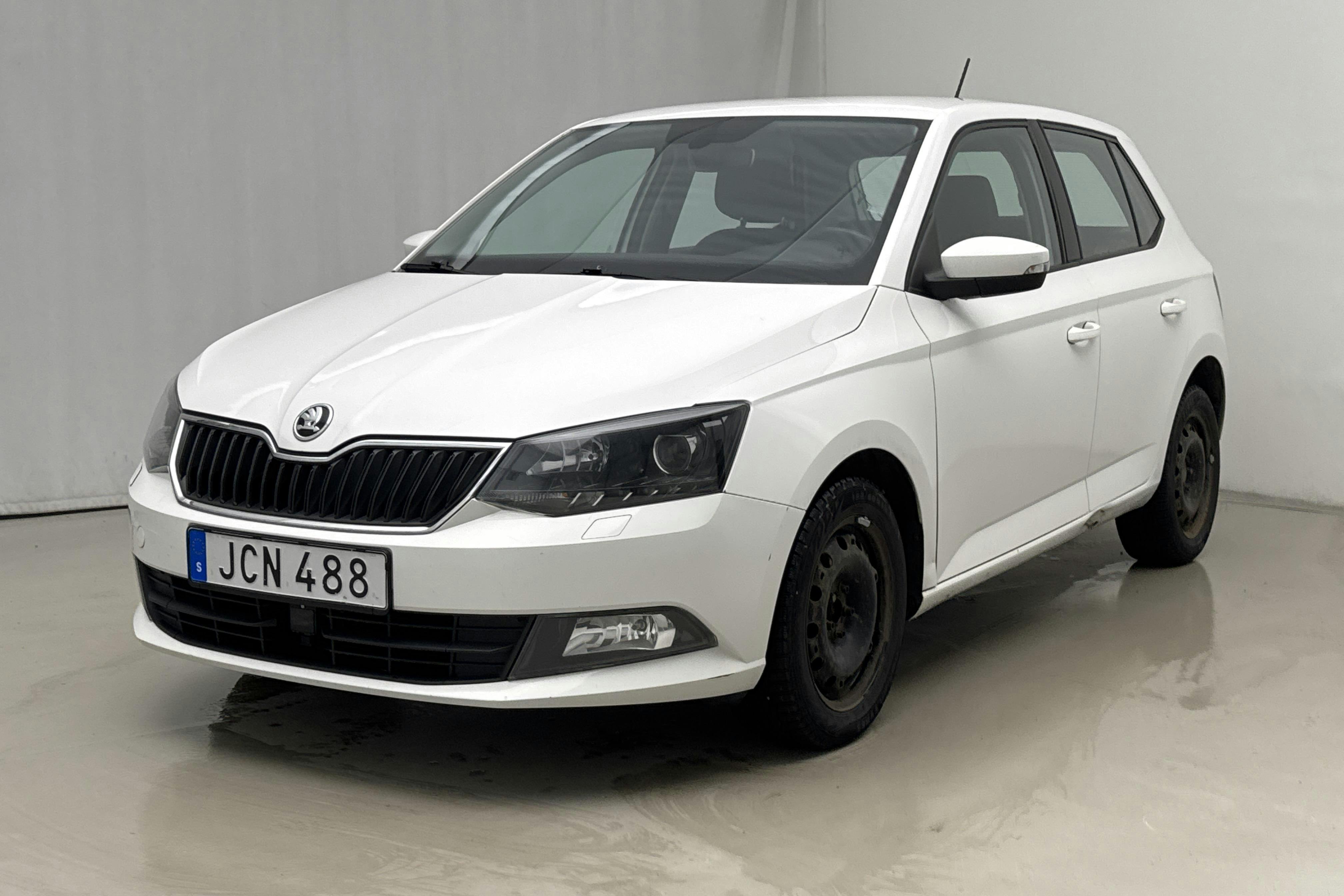 Presentationsfoto 1 av 14: Skoda Fabia 1.0 TSI (110hk) - 19 424 mil - Automat - vit - 2018