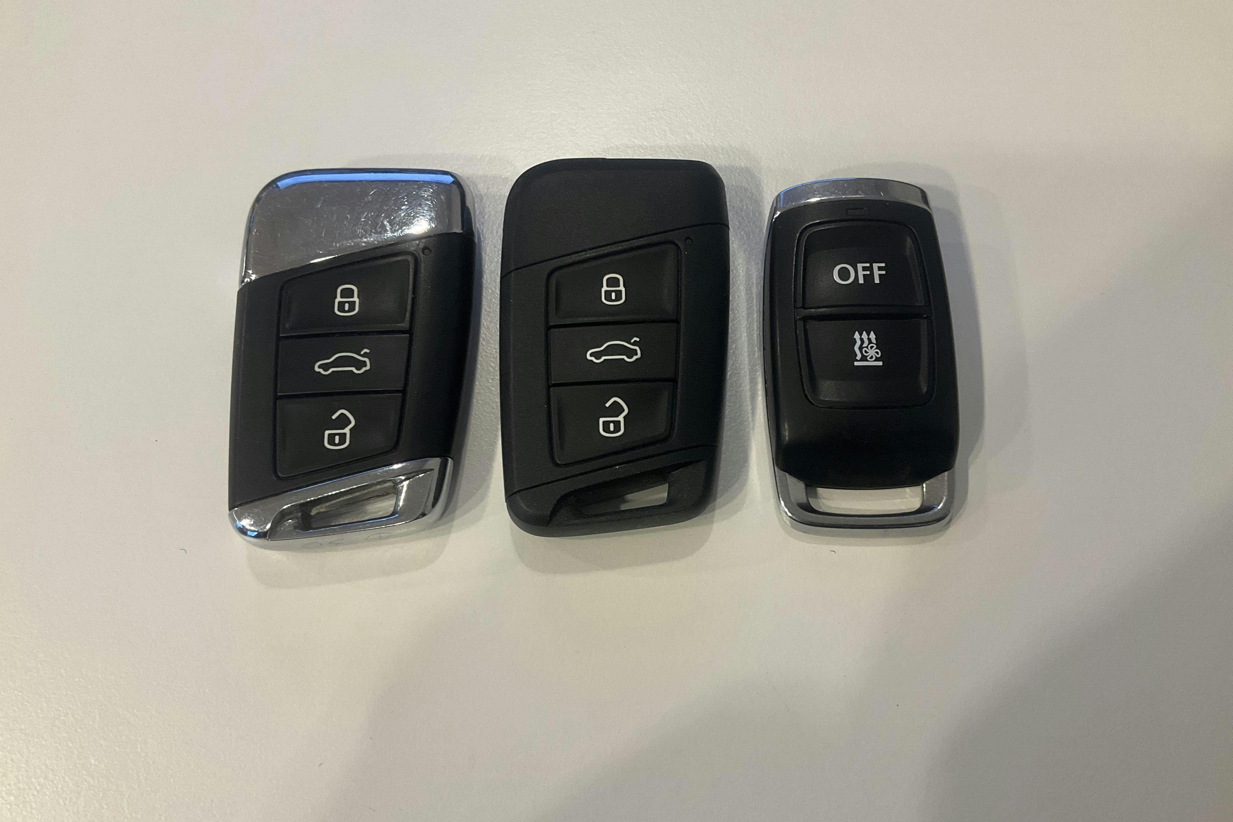 Presentationsfoto 17 av 17: Skoda Superb 1.4 TSI PHEV Kombi (218hk) - 17 525 mil - Automat - grå - 2021