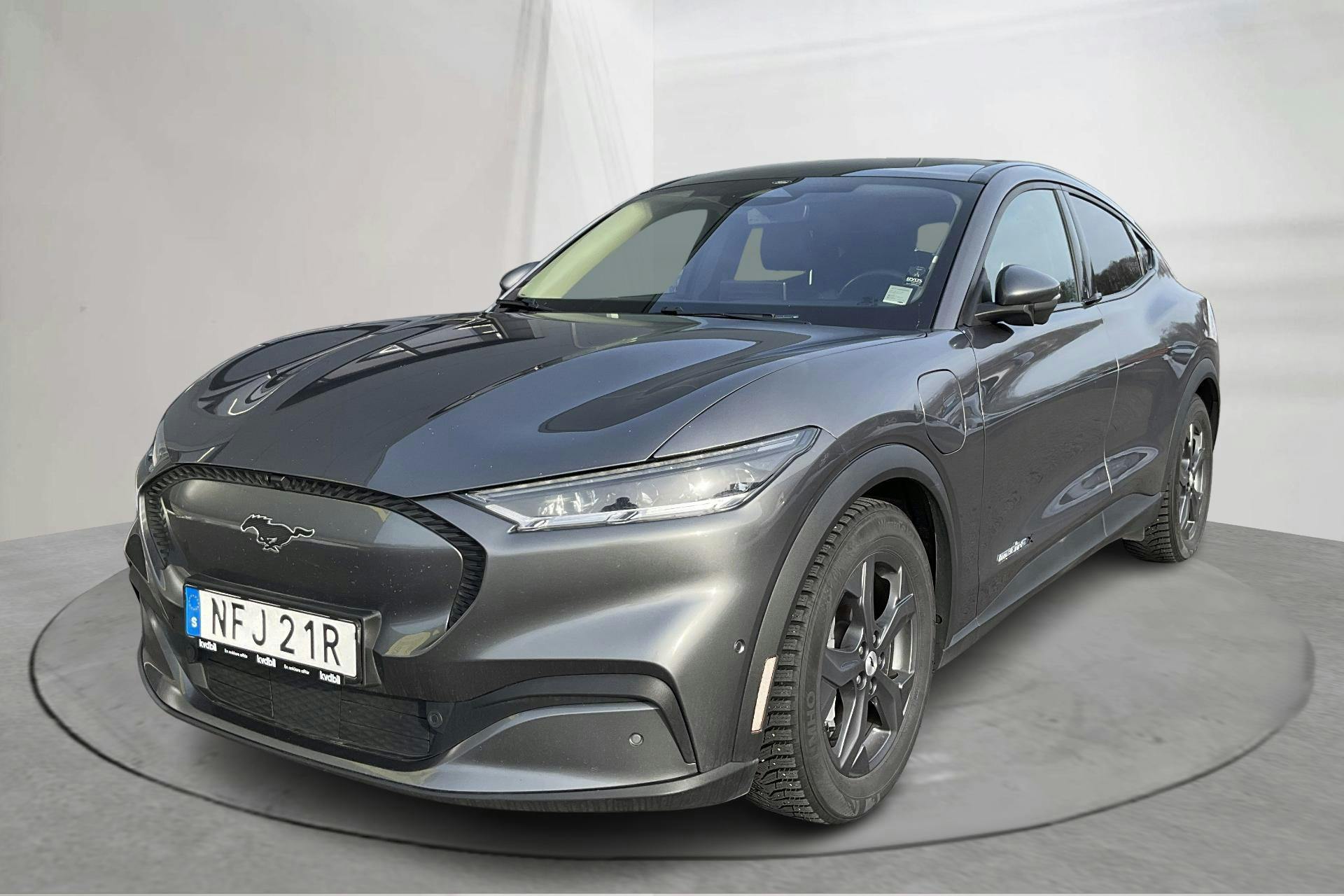 Presentation photo 1 of 20: Ford Mustang Mach-E 91kWh RWD (294hk) - 139 530 km - Automatic - gray - 2021