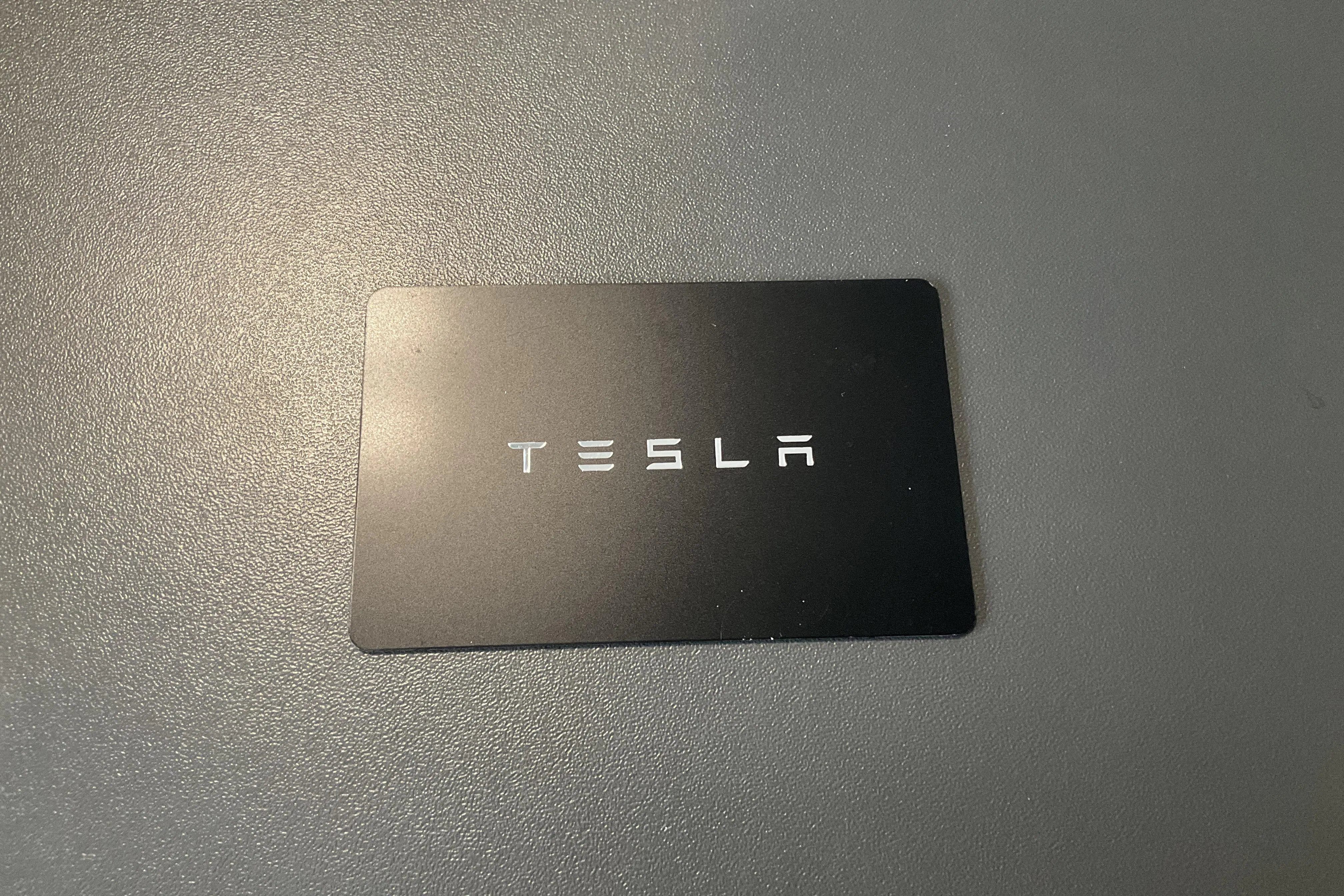 Presentationsfoto 21 av 21: Tesla Model 3 Long Range Dual Motor AWD - 21 098 mil - Automat - grå - 2021