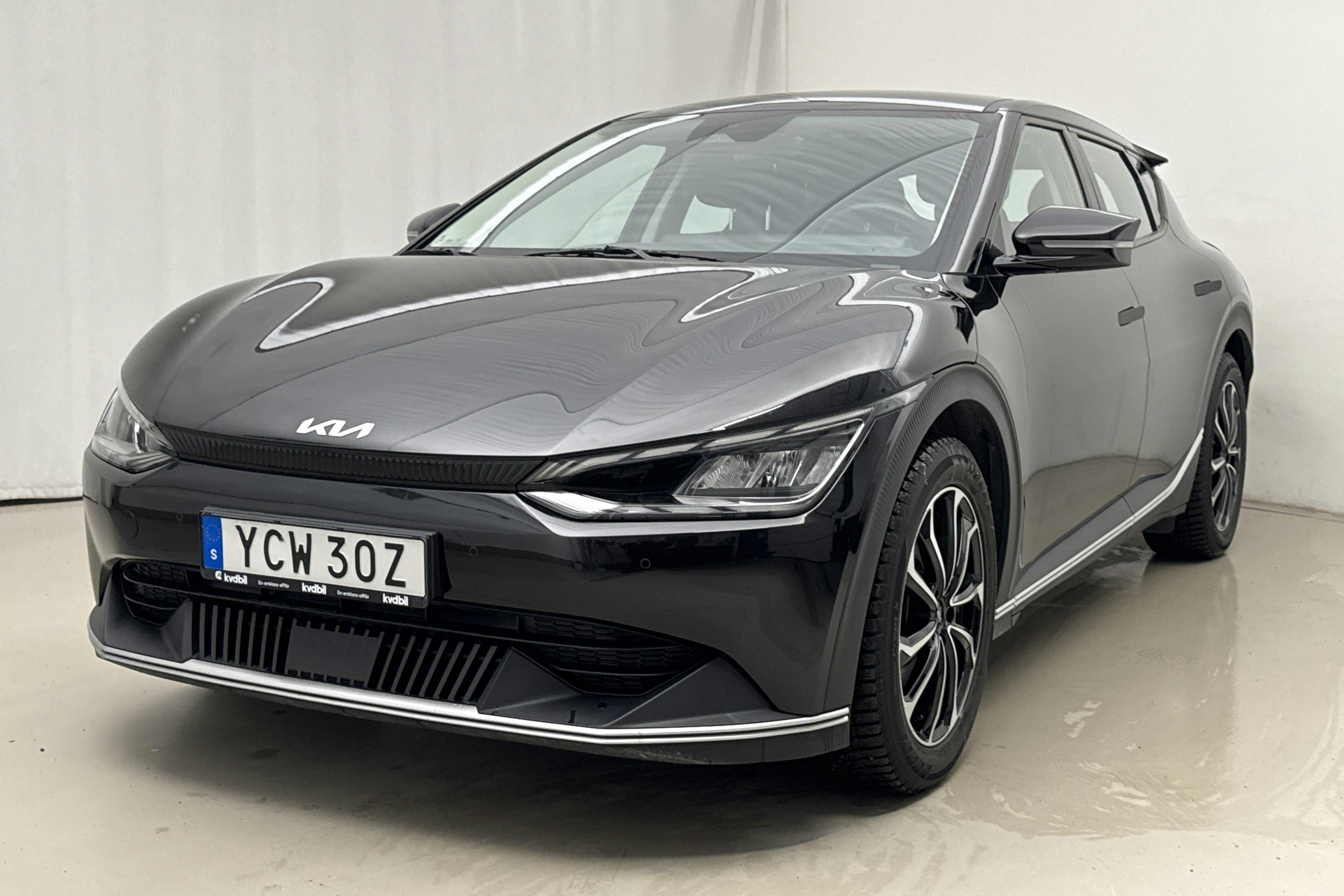 Presentation photo 1 of 24: KIA EV6 RWD (228hk) - 56 730 km - Automatic - black - 2022