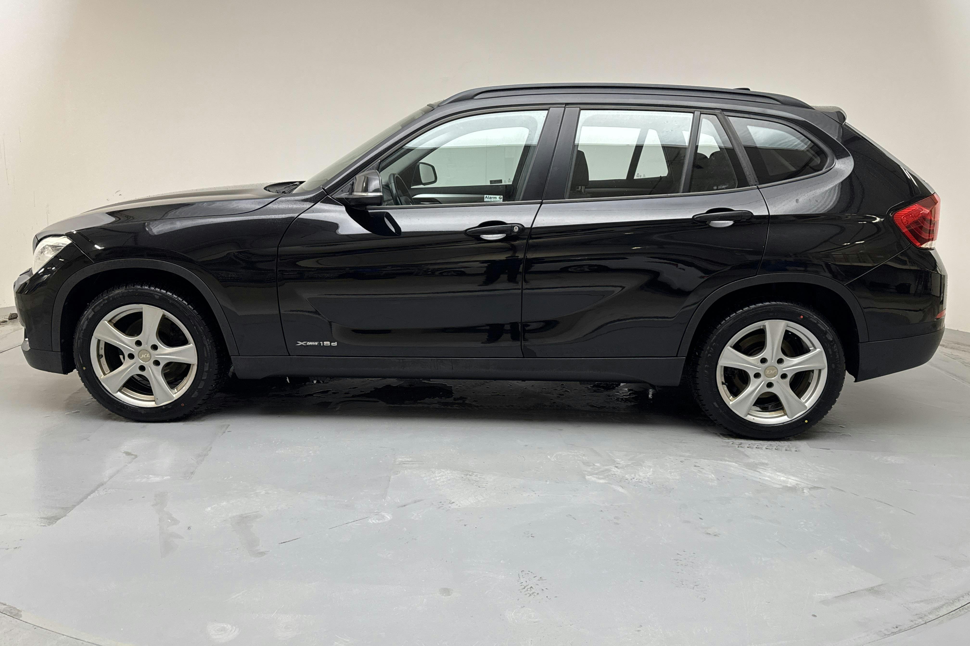 Presentation photo 2 of 14: BMW X1 xDrive18d, E84 (143hk) - 138 970 km - Manual - black - 2014
