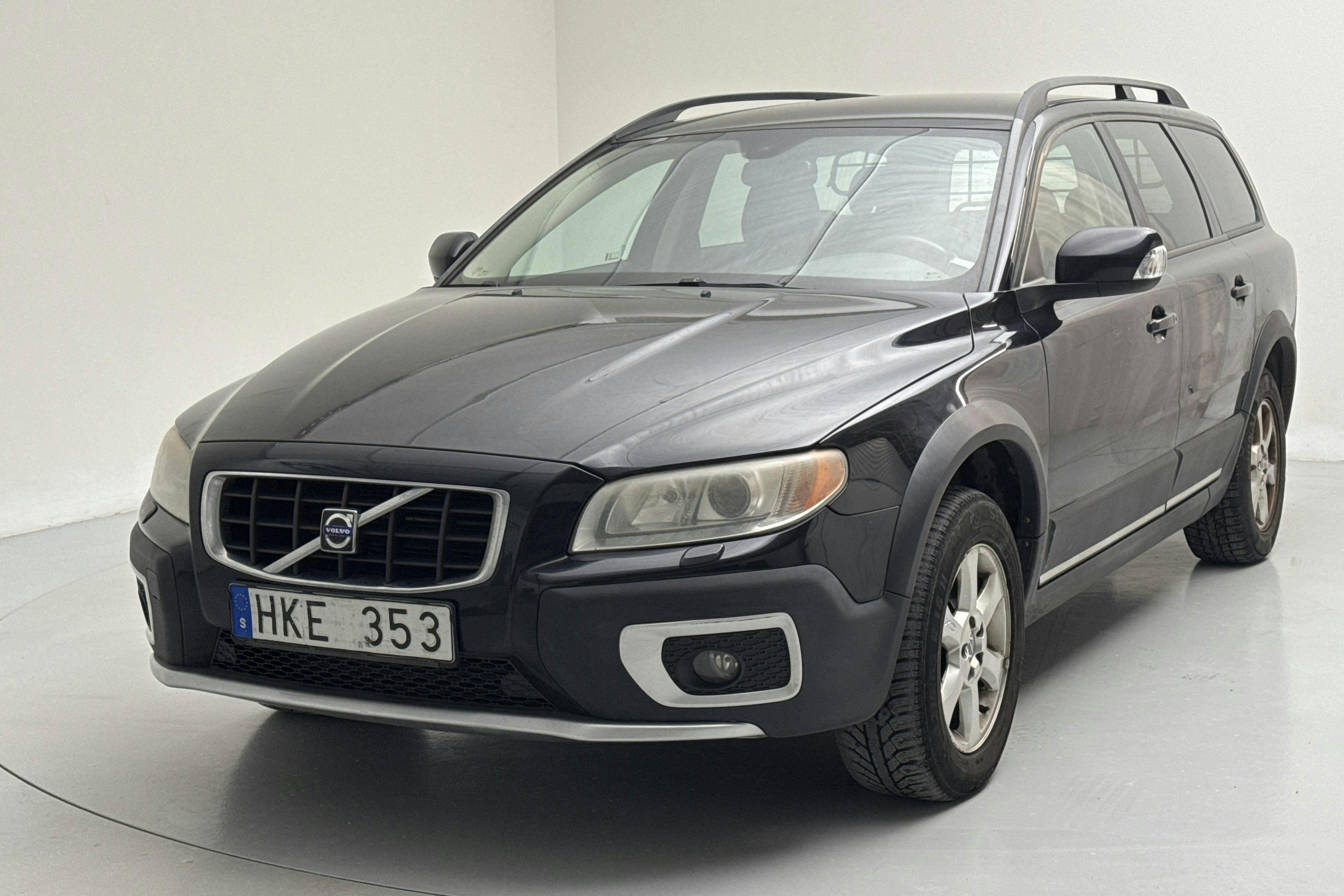 Presentationsfoto 1 av 12: Volvo XC70 II D5 AWD (185hk) - 26 978 mil - Automat - svart - 2008