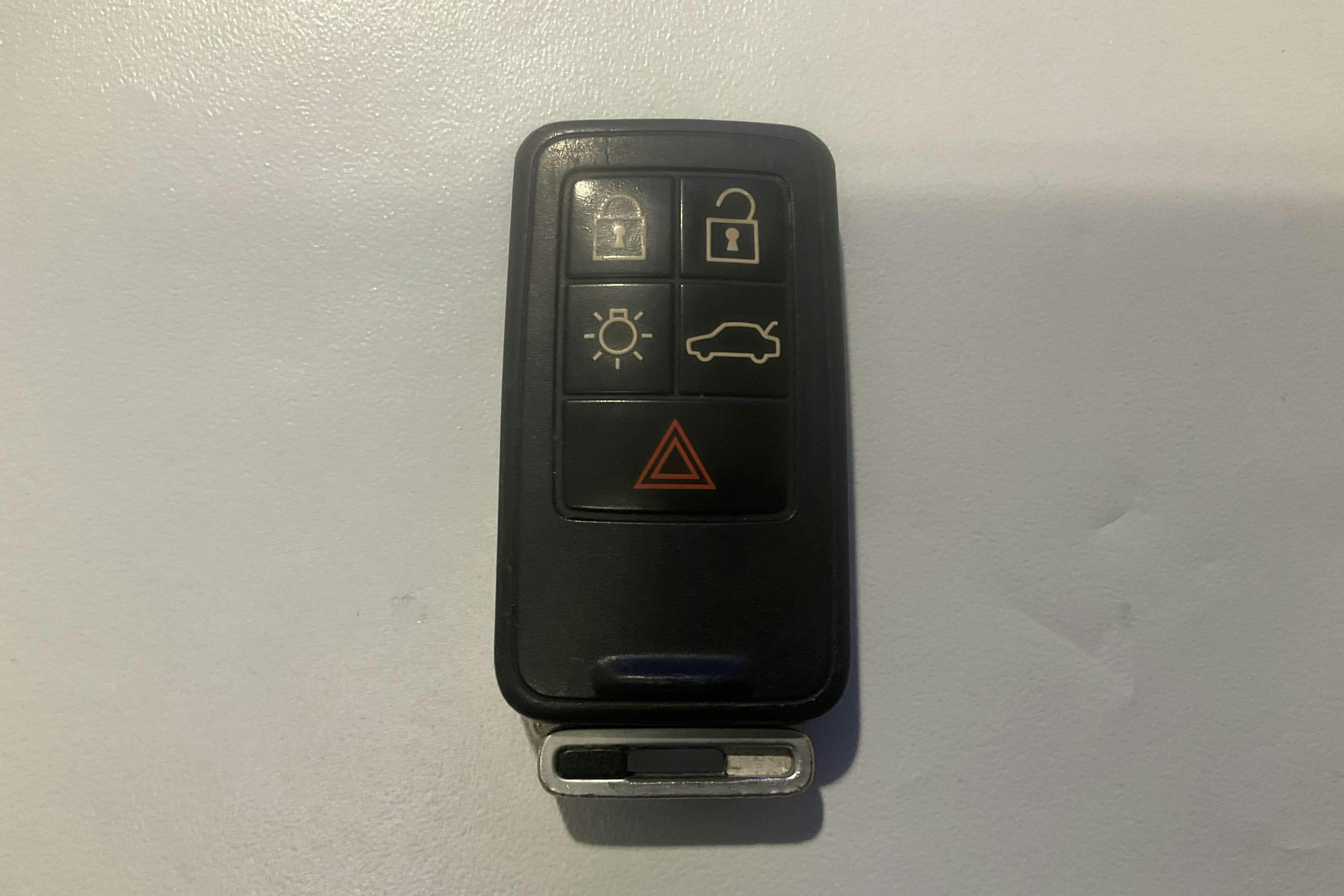 Presentationsfoto 12 av 12: Volvo XC70 II D5 AWD (185hk) - 26 978 mil - Automat - svart - 2008