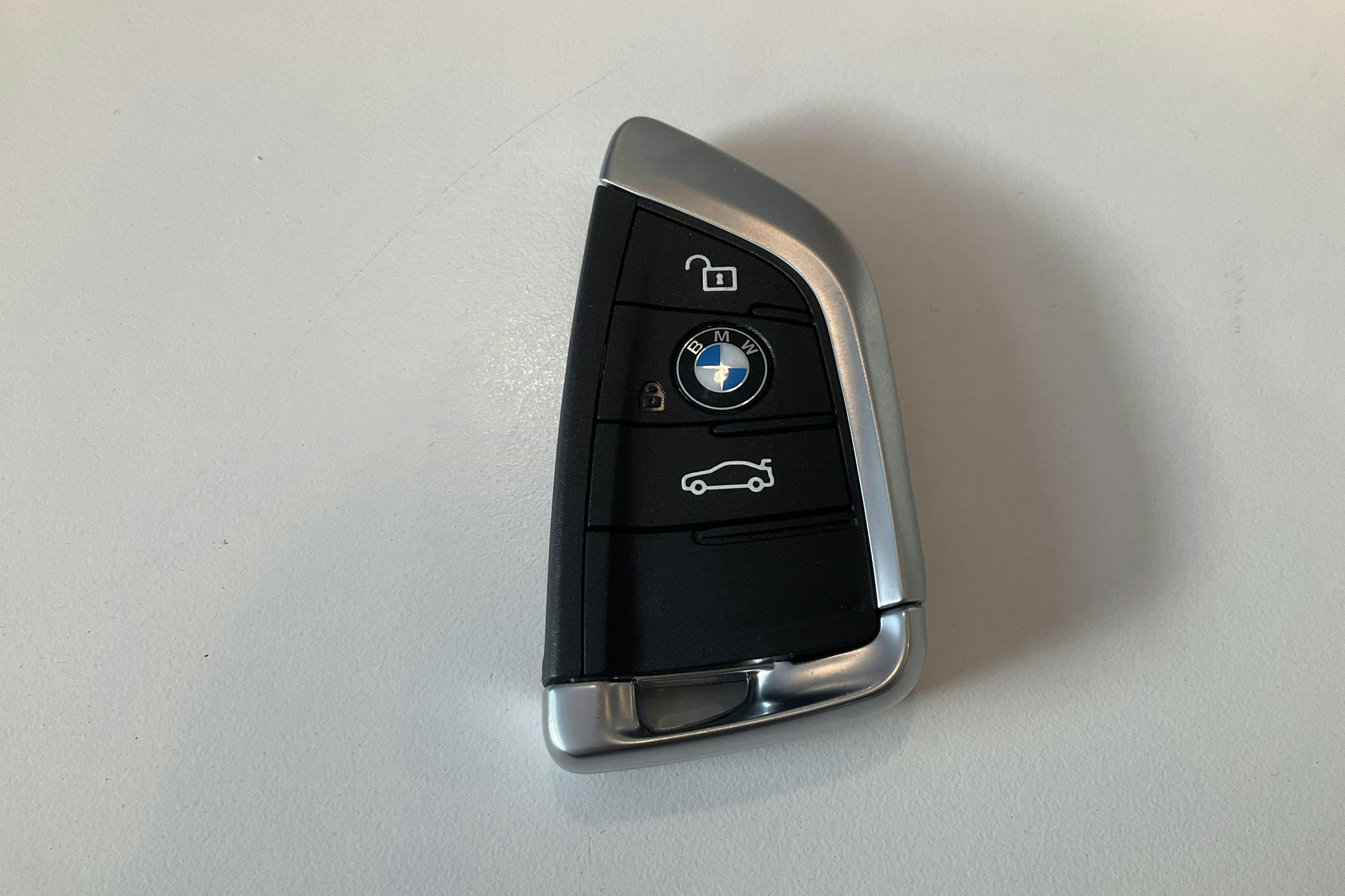 Presentation photo 23 of 23: BMW X5 xDrive40d, F15 (313hk) - 125 880 km - Automatic - silver - 2014