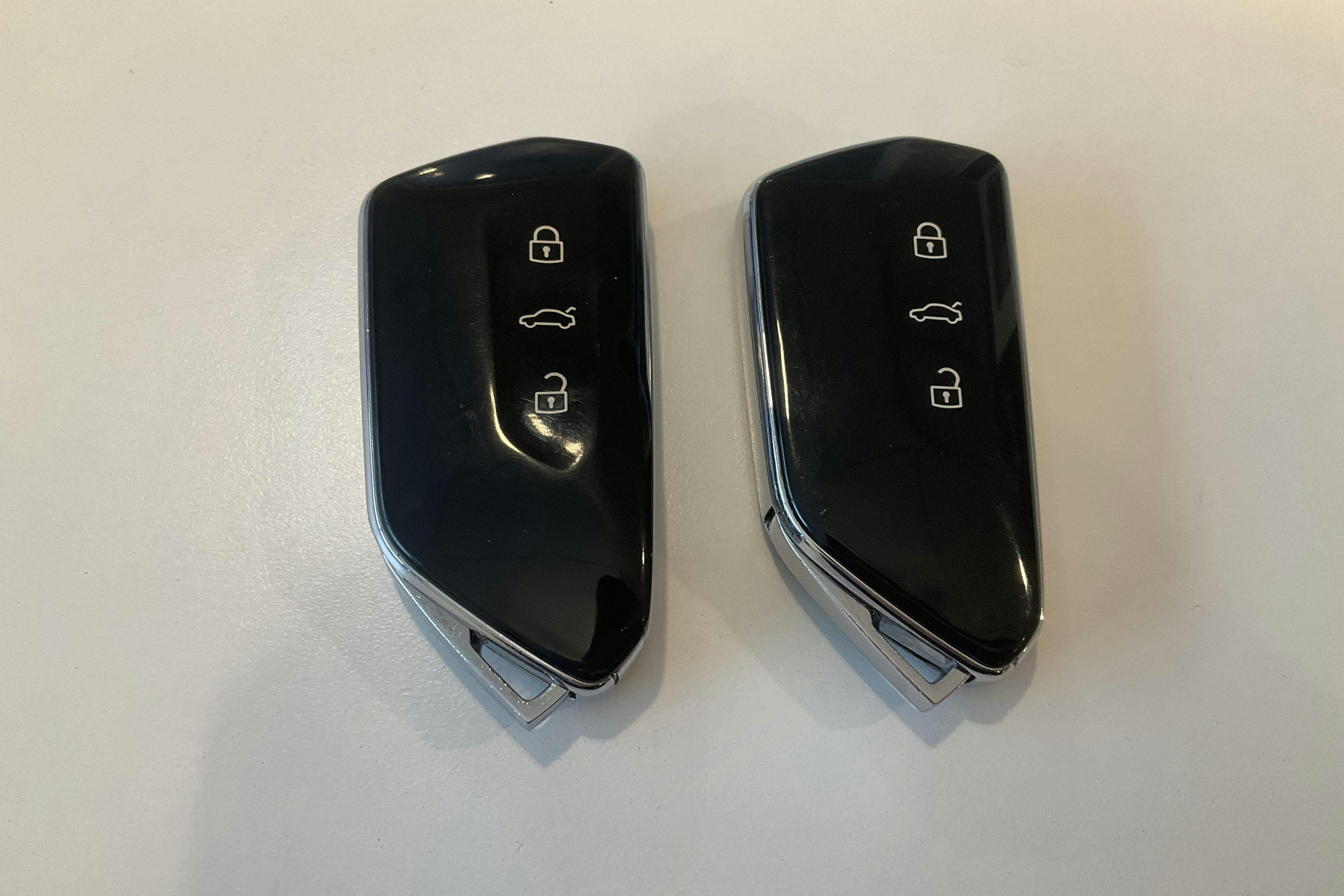 Presentationsfoto 19 av 19: VW ID.4 GTX 77kWh AWD (299hk) - 5 272 mil - Automat - vit - 2023