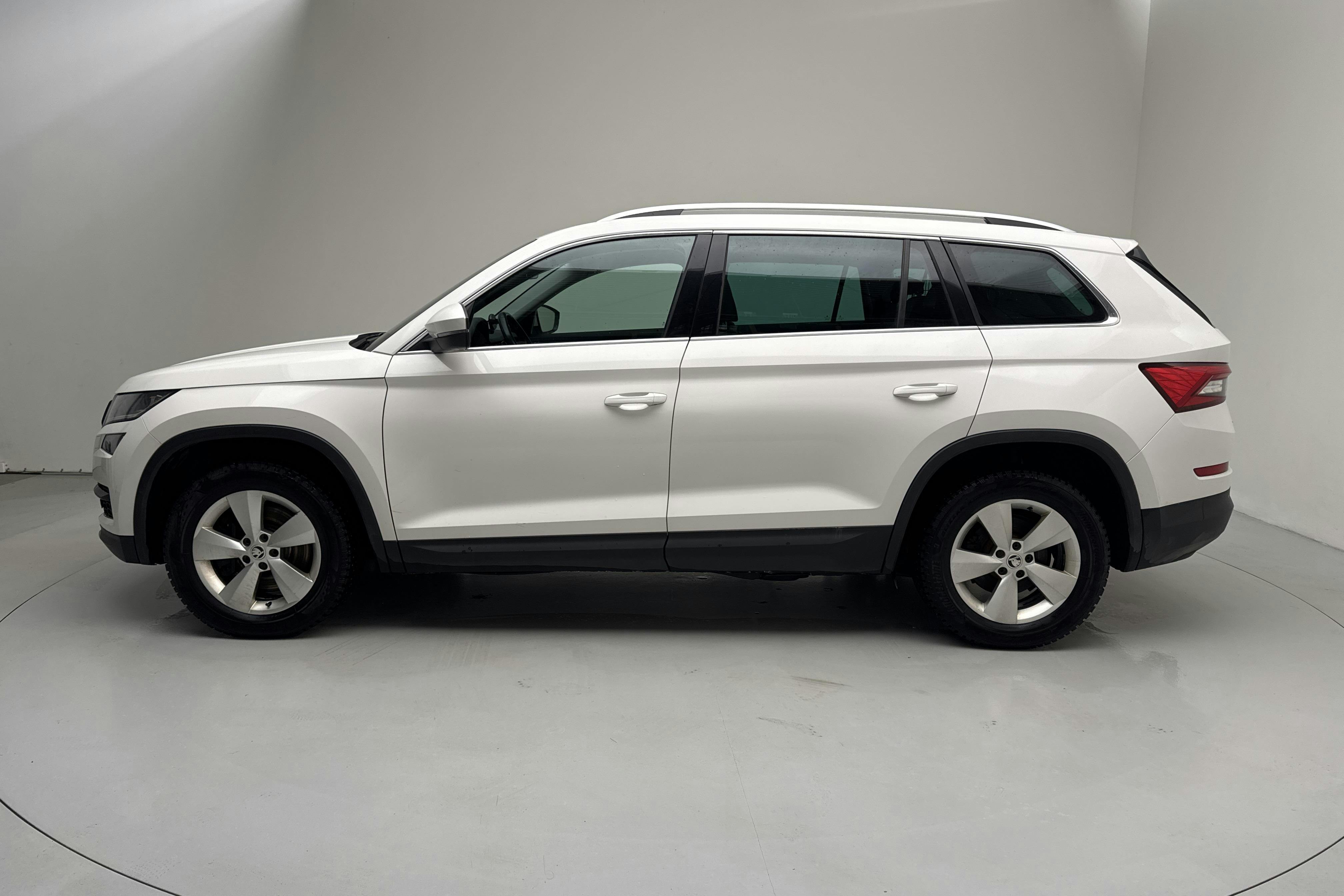 Presentation photo 2 of 15: Skoda Kodiaq 2.0 TDI 4X4 (190hk) - 266 790 km - Automatic - white - 2019