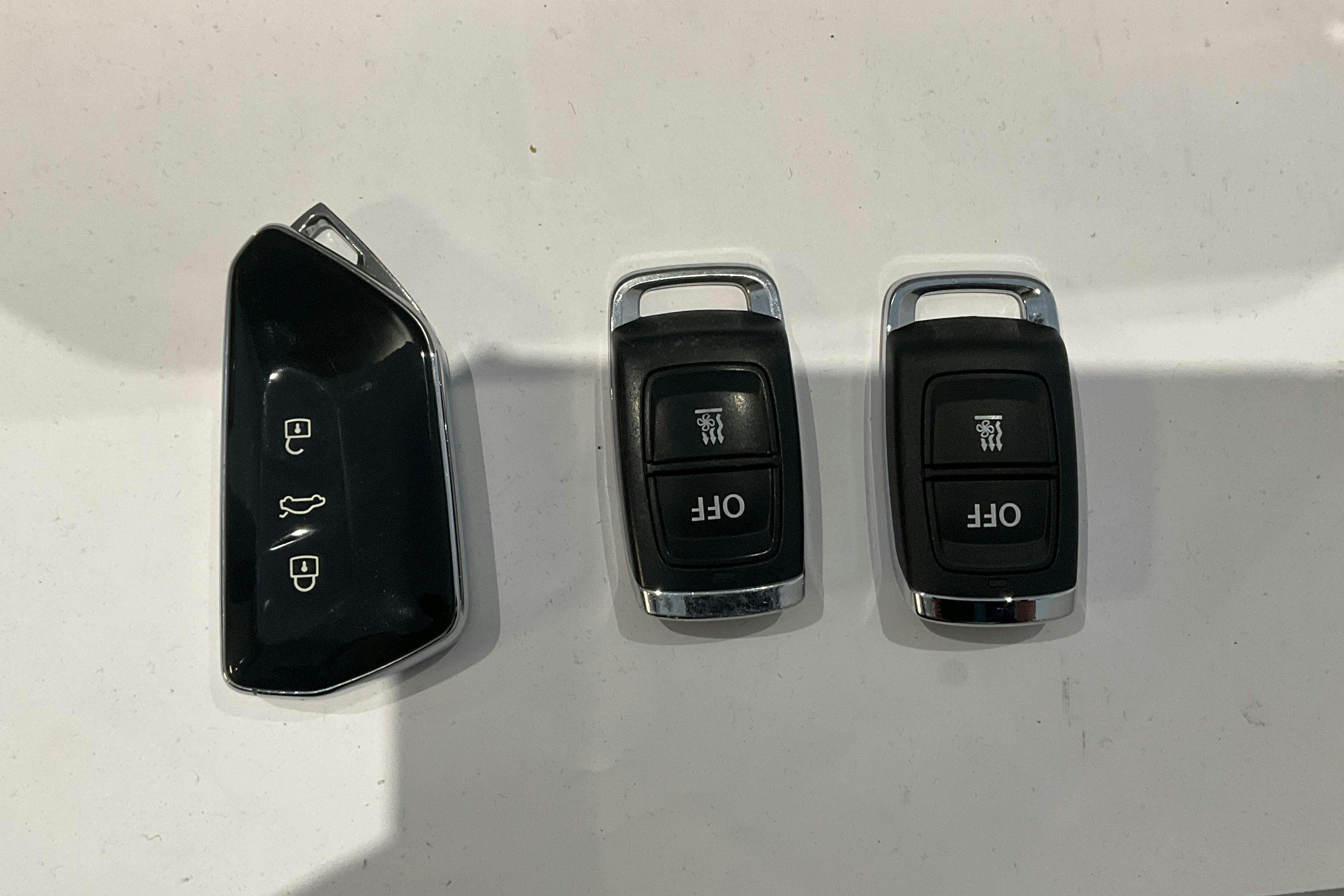 Presentationsfoto 12 av 12: Seat Leon 2.0 TDI 4Drive Sportstourer (150hk) - 15 875 mil - Automat - vit - 2022