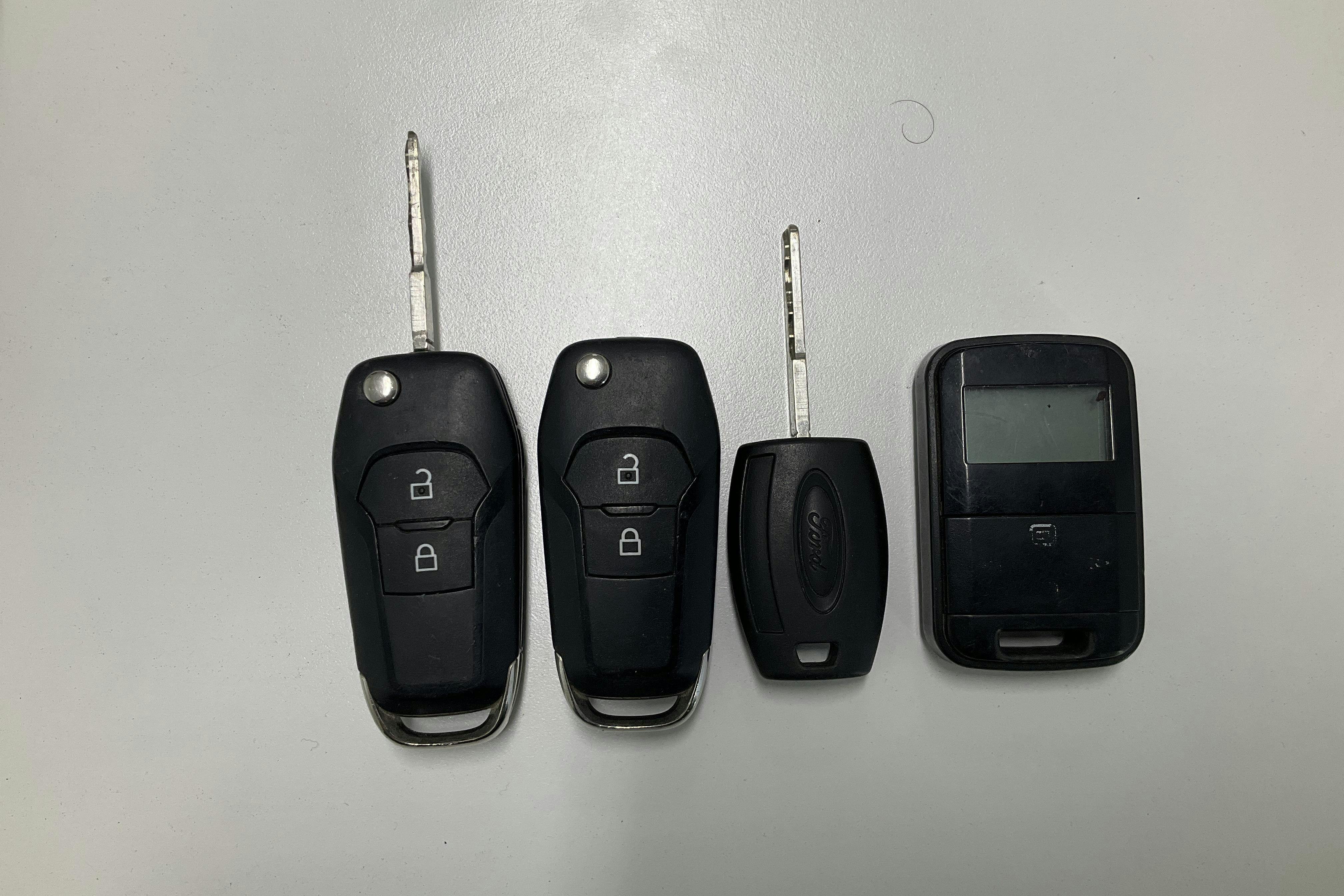 Presentationsfoto 13 av 13: Ford Ranger 2.2 TDCi 4WD (160hk) - 10 538 mil - Automat - vit - 2019