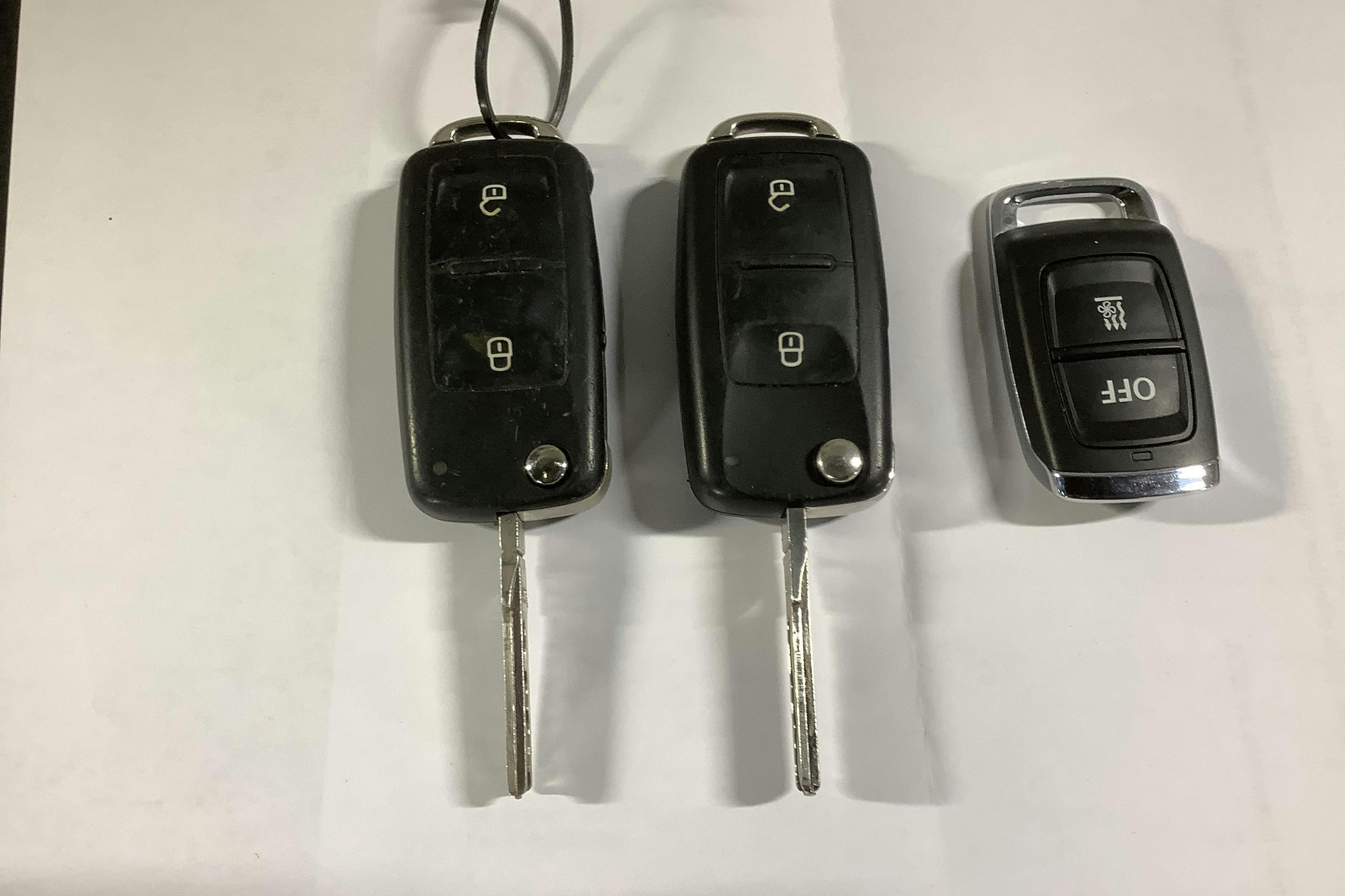 Präsentationsfoto 16 von 16: VW Transporter T6 2.0 TDI BMT Skåp (102hk) - 128 940 Kilometer - Handbuch - Weiß - 2018