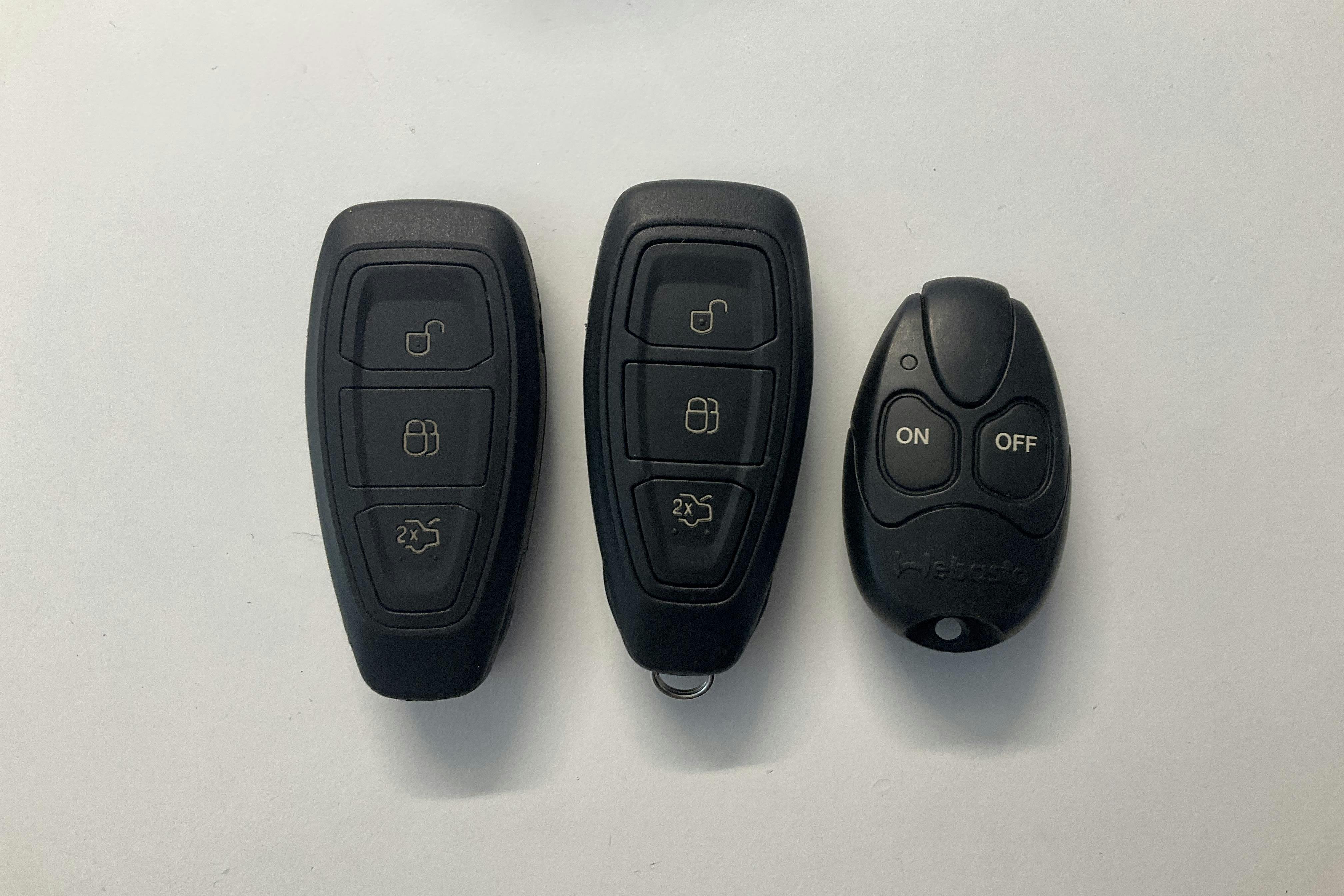 Presentationsfoto 18 av 18: Ford S-MAX 2.0 Duratorq TDCi (163hk) - 16 169 mil - Automat - vit - 2014