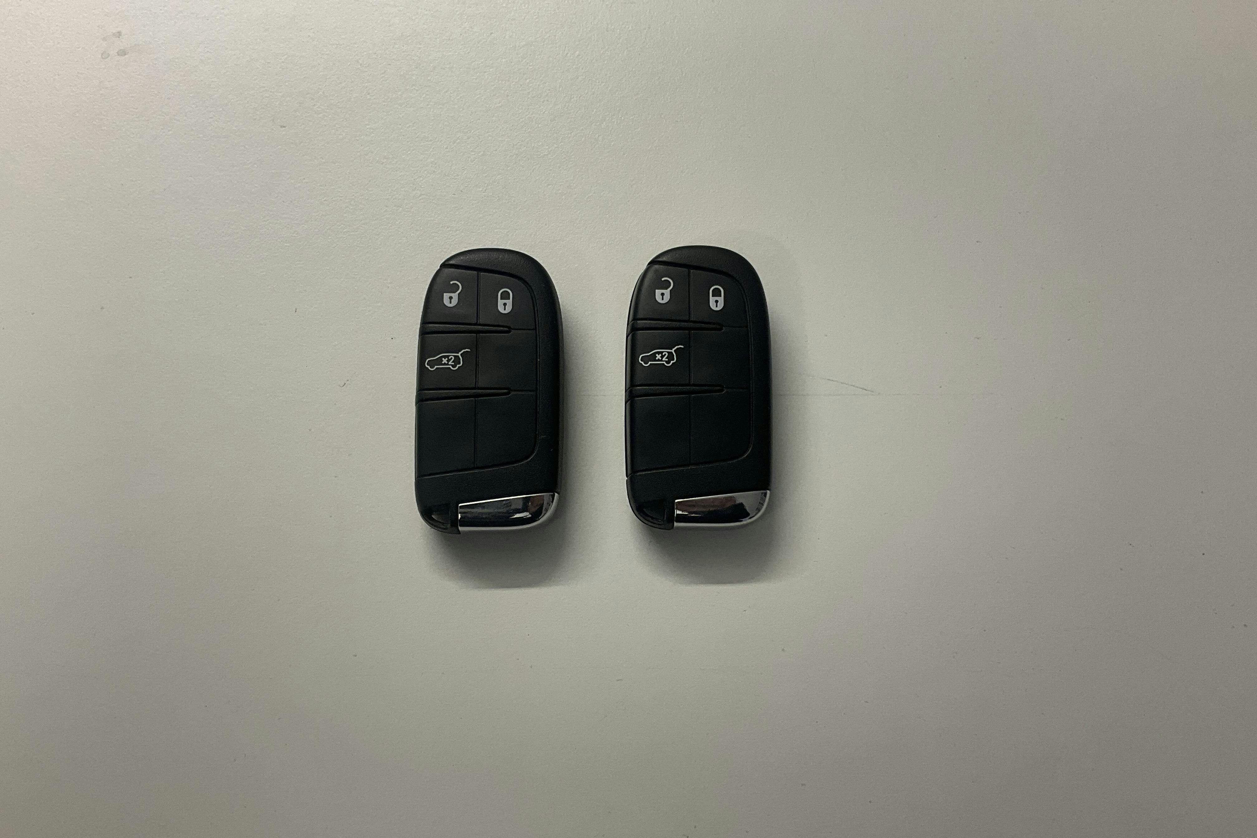 Esittelykuva 14 osoitteesta 14: Fiat 500X 1.6 E-torq (110hk) - 43 140 km - Manuaalinen - sininen - 2018