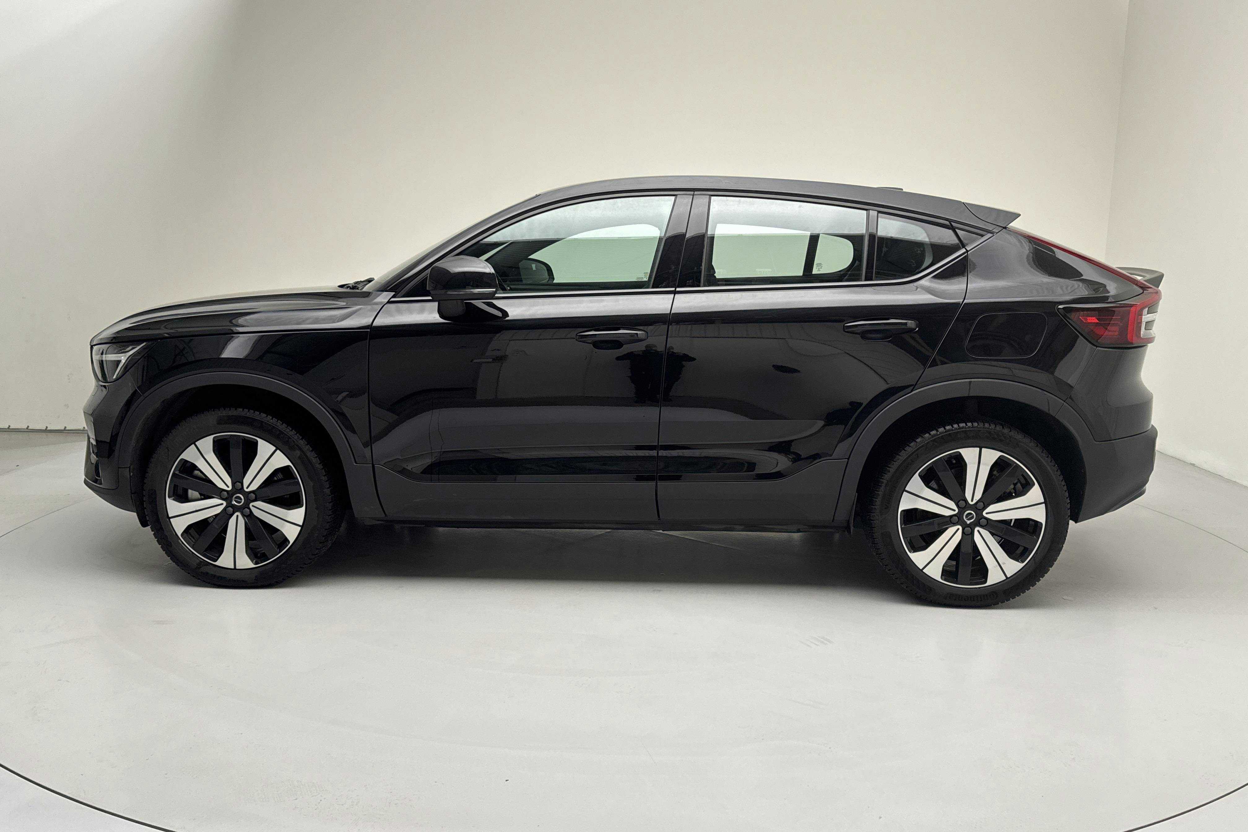 Presentation photo 2 of 19: Volvo C40 Recharge (231hk) - 34 860 km - Automatic - black - 2023