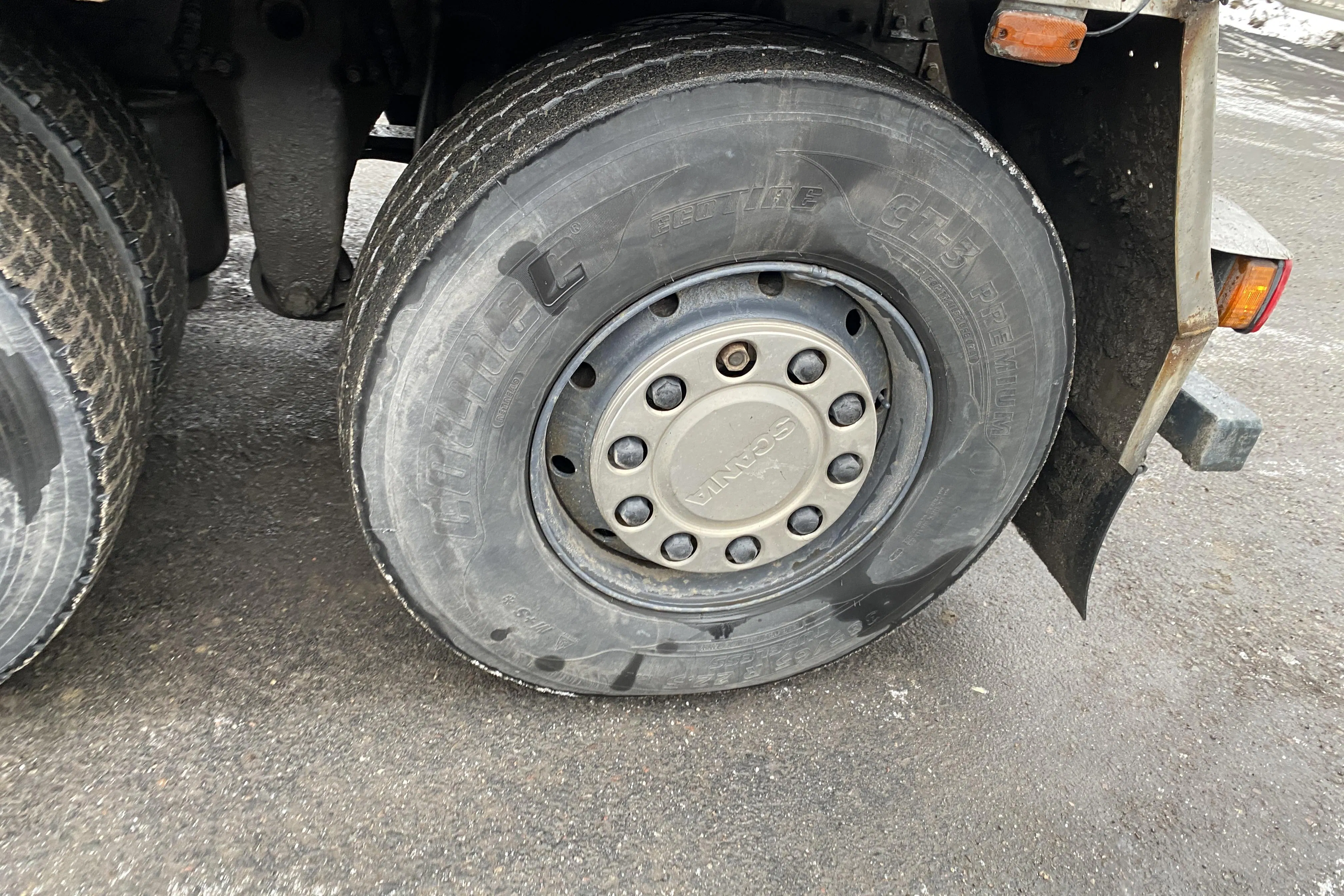 Presentation photo 44 of 44: Scania R114GB8X4*4NA380 - 338 922 km - Manual - white - 1999