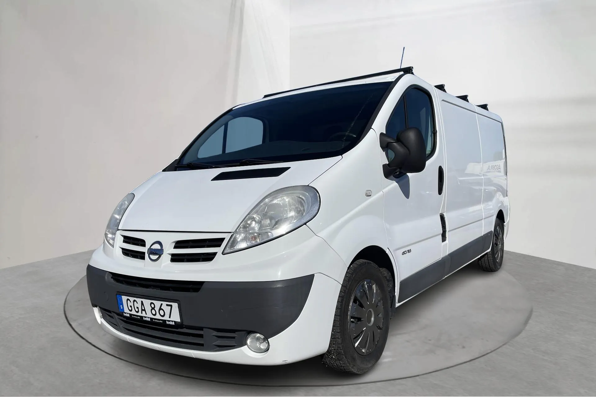 Presentation photo 1 of 16: Nissan Primastar 2.0 dCi (114hk) - 245 300 km - Manual - white - 2014