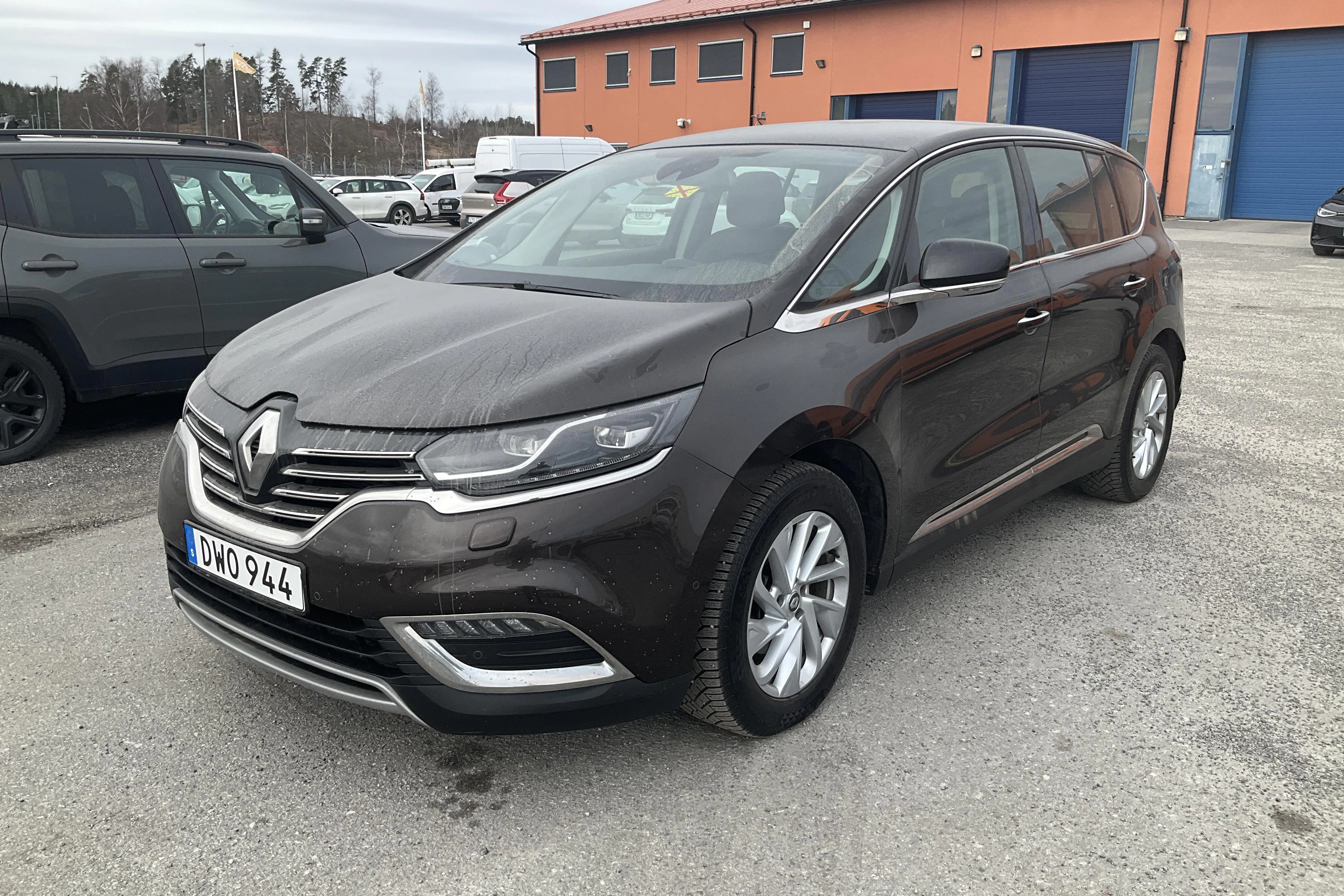 Presentation photo 1 of 15: Renault Espace 1.6 dCi (160hk) - 123 050 km - Automatic - brown - 2016