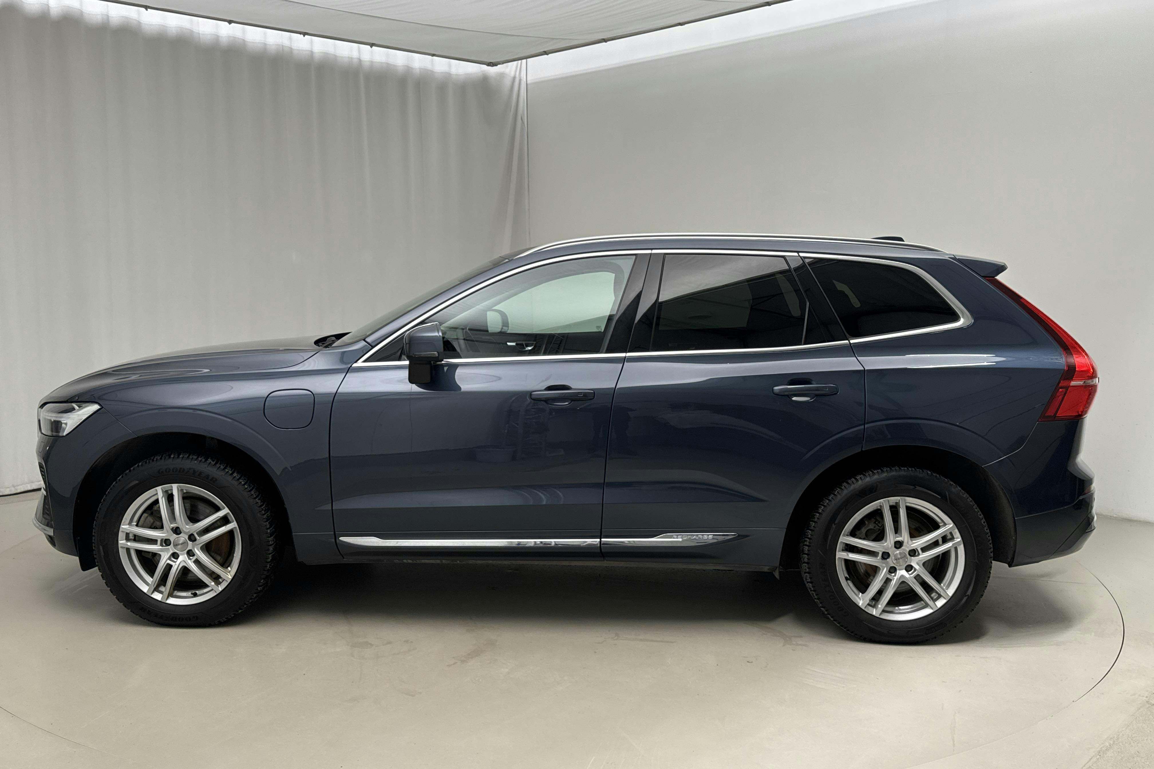 Presentation photo 2 of 23: Volvo XC60 T6 AWD Recharge (350hk) - 85 280 km - Automatic - Dark Blue - 2023