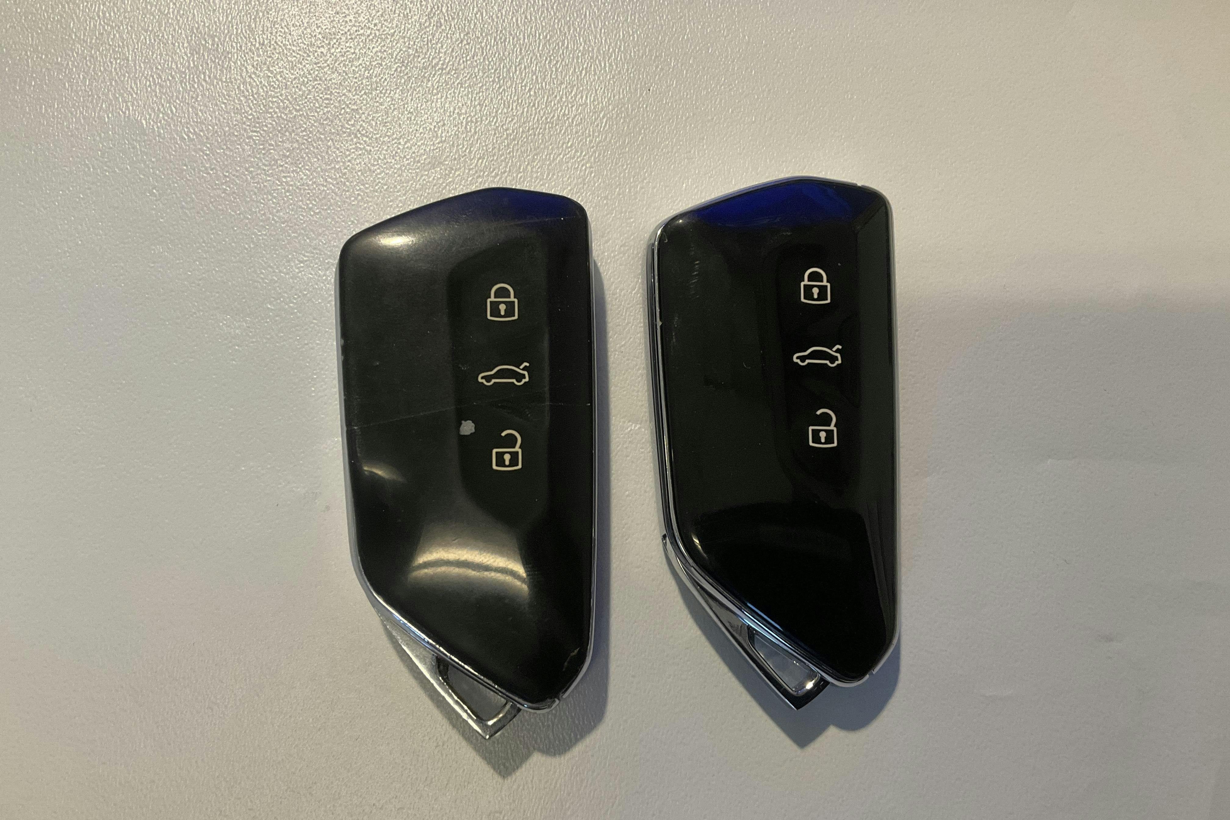 Presentationsfoto 18 av 18: VW ID.4 77kWh (204hk) - 19 504 mil - Automat - vit - 2021