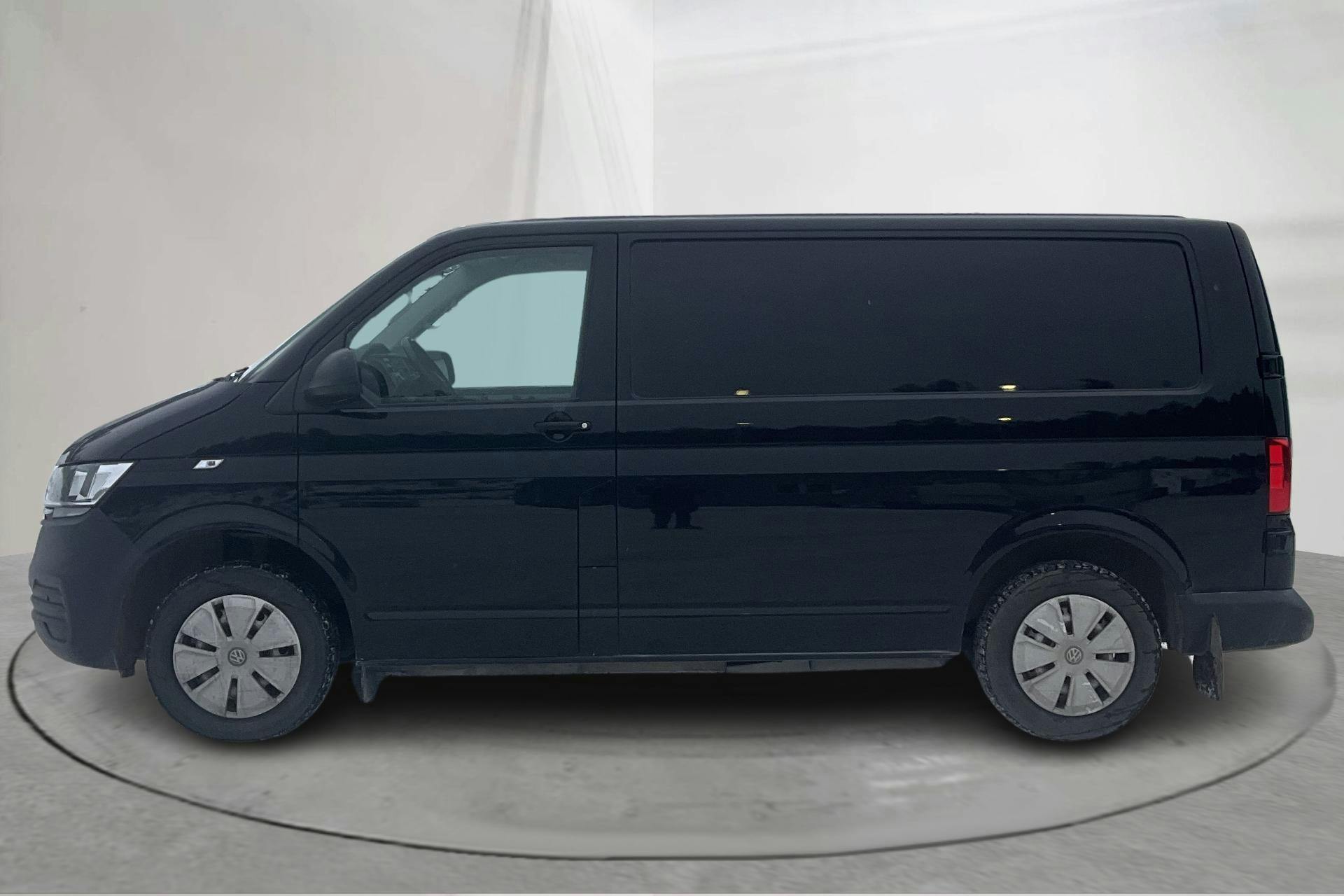 Presentationsfoto 2 av 16: VW Transporter T6.1 Skåp TDI (150hk) - 10 387 mil - Automat - svart - 2022