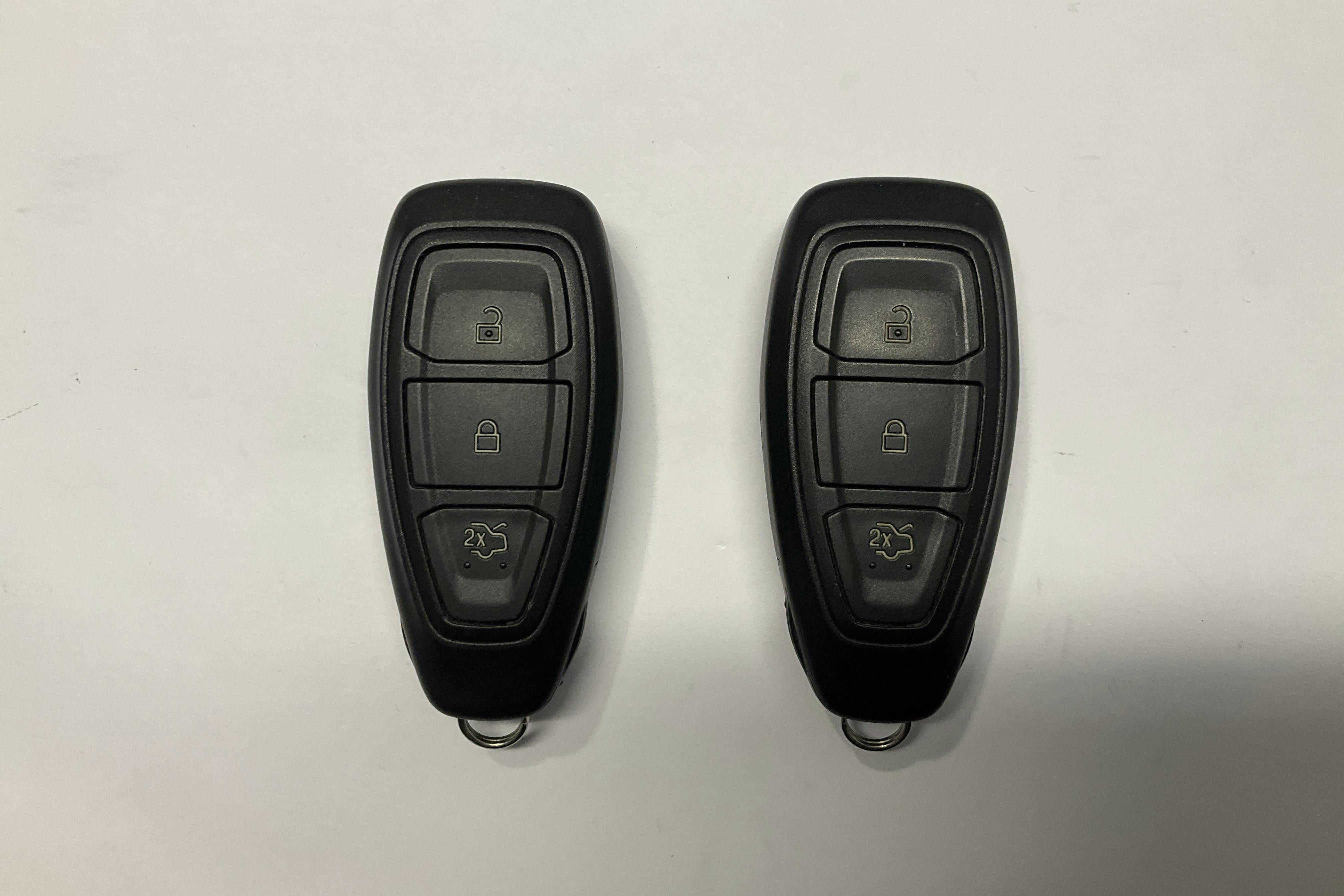 Presentationsfoto 13 av 13: Ford Kuga 1.5 EcoBoost 2WD (150hk) - 9 870 mil - Manuell - blå - 2018