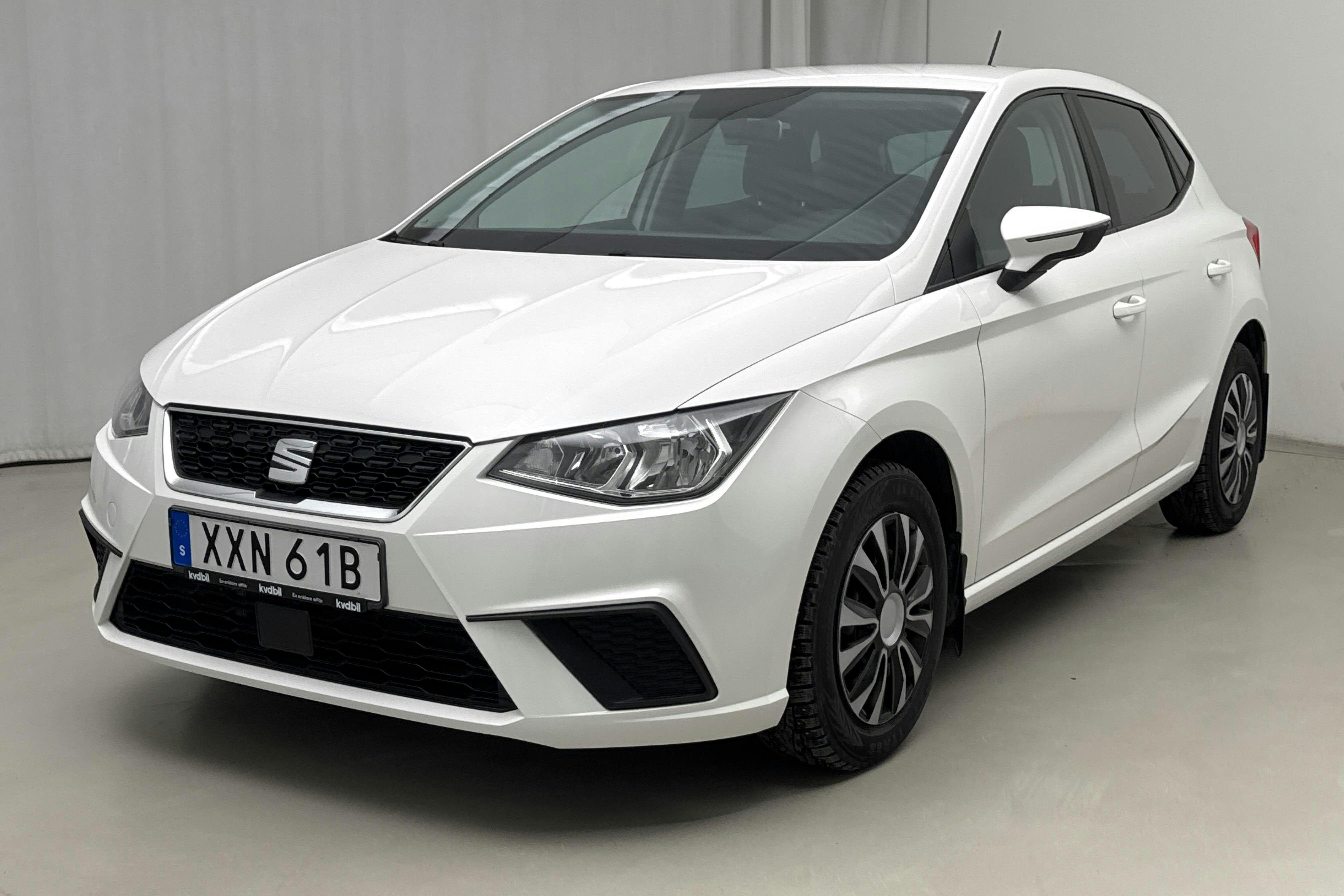 Presentationsfoto 1 av 13: Seat Ibiza 1.0 MPI 5dr (80hk) - 5 336 mil - Manuell - vit - 2019