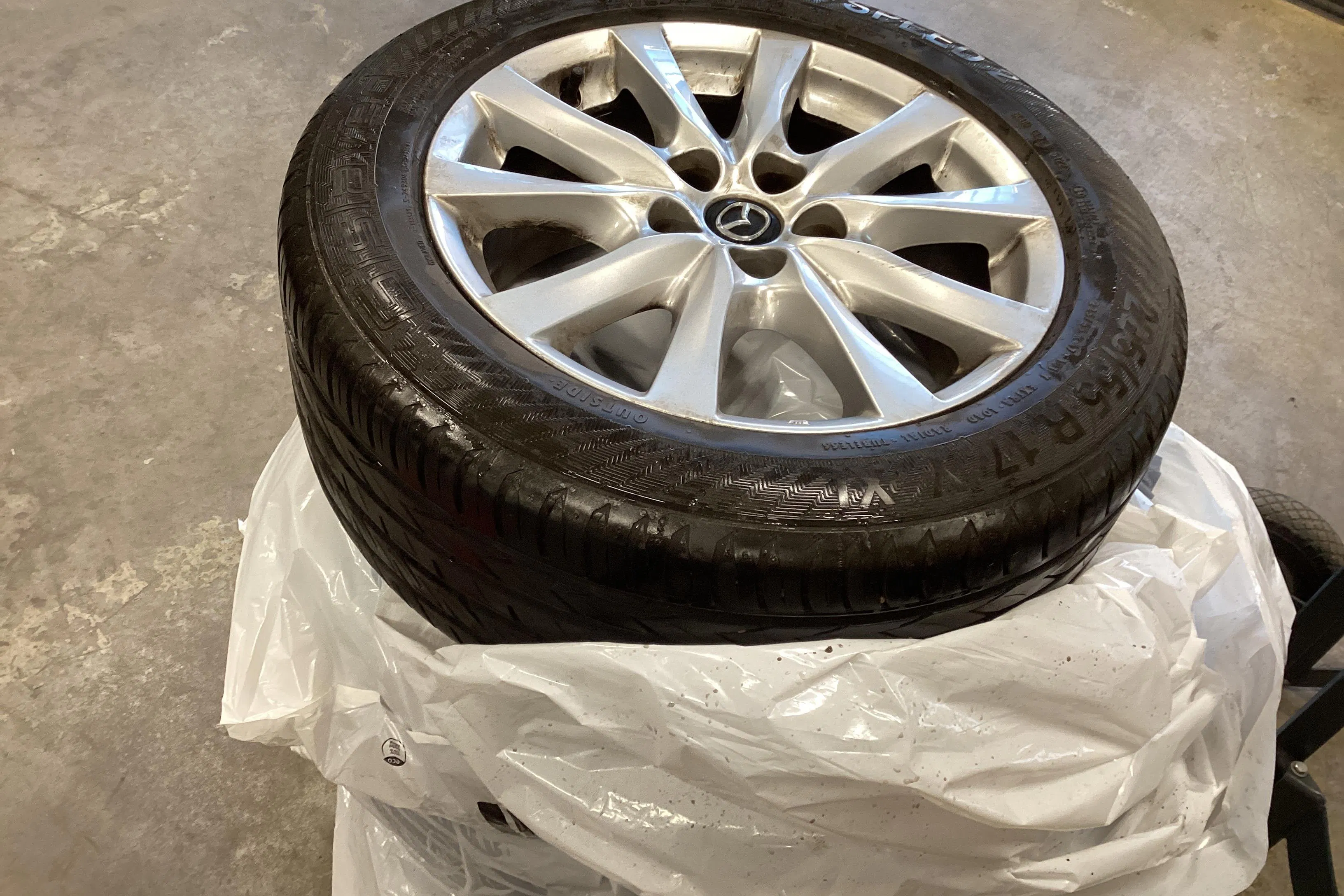 Presentation photo 14 of 14: Mazda 6 2.2 DE Kombi AWD (150hk) - 175 680 km - Automatic - black - 2016