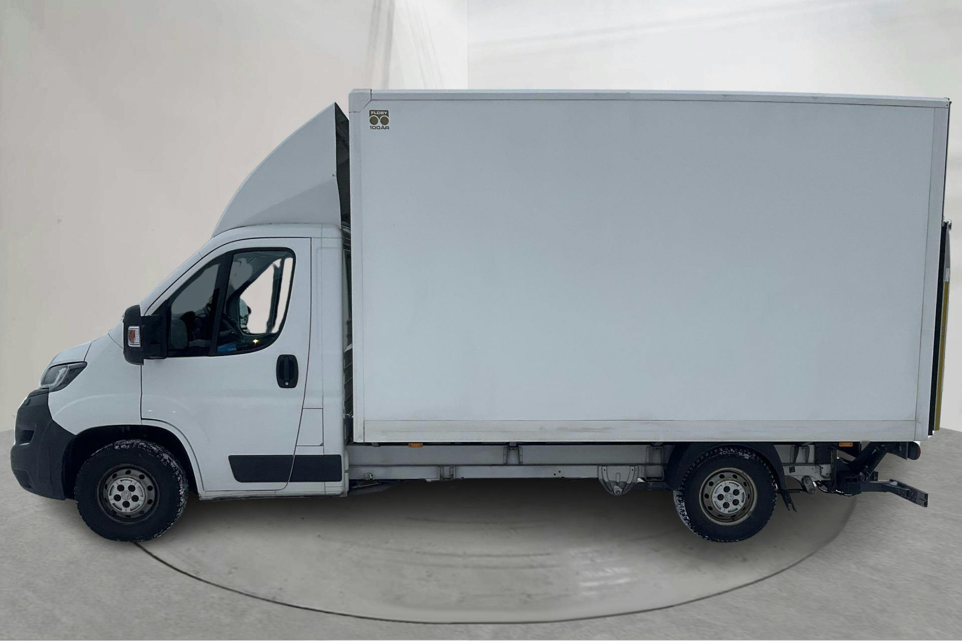 Præsentationsfoto 2 af 14: Peugeot Boxer 335 HDI BlueHDi Volymskåp (130hk) - 126 110 kilometer - Manuel - Hvid - 2018