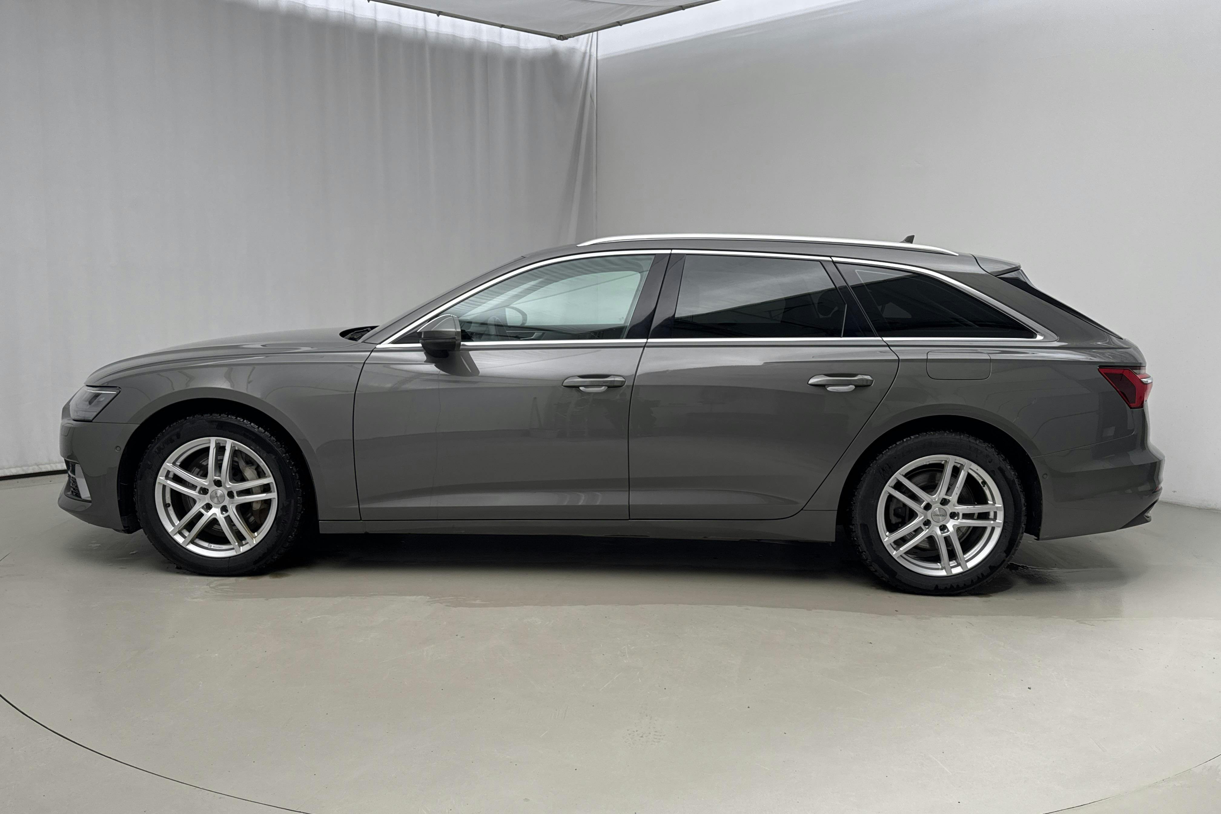 Presentation photo 2 of 23: Audi A6 Avant 50 TFSI e quattro (299hk) - 74 010 km - Automatic - gray - 2023