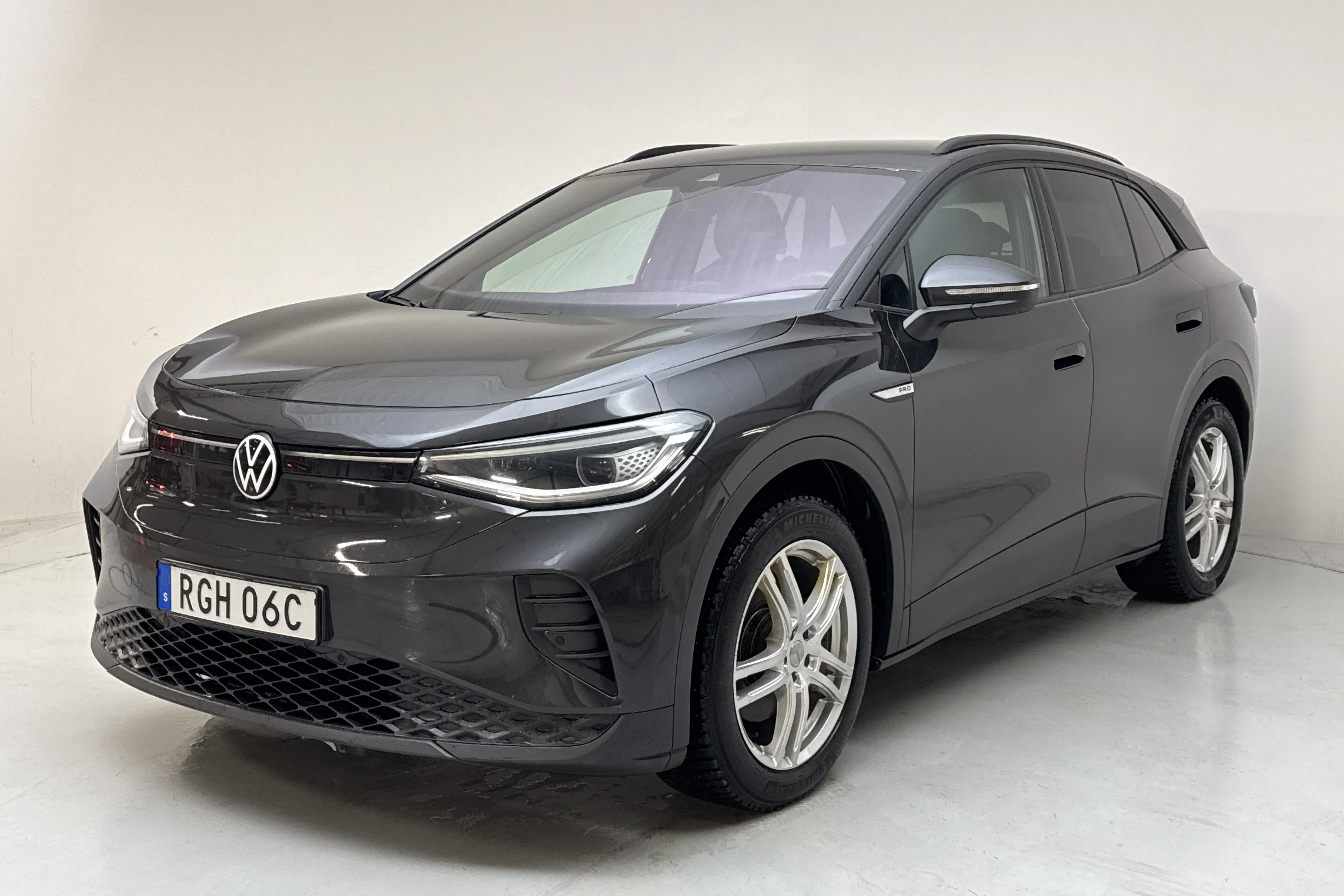 Presentation photo 1 of 19: VW ID.4 77kWh (204hk) - 97 570 km - Automatic - Dark Grey - 2022