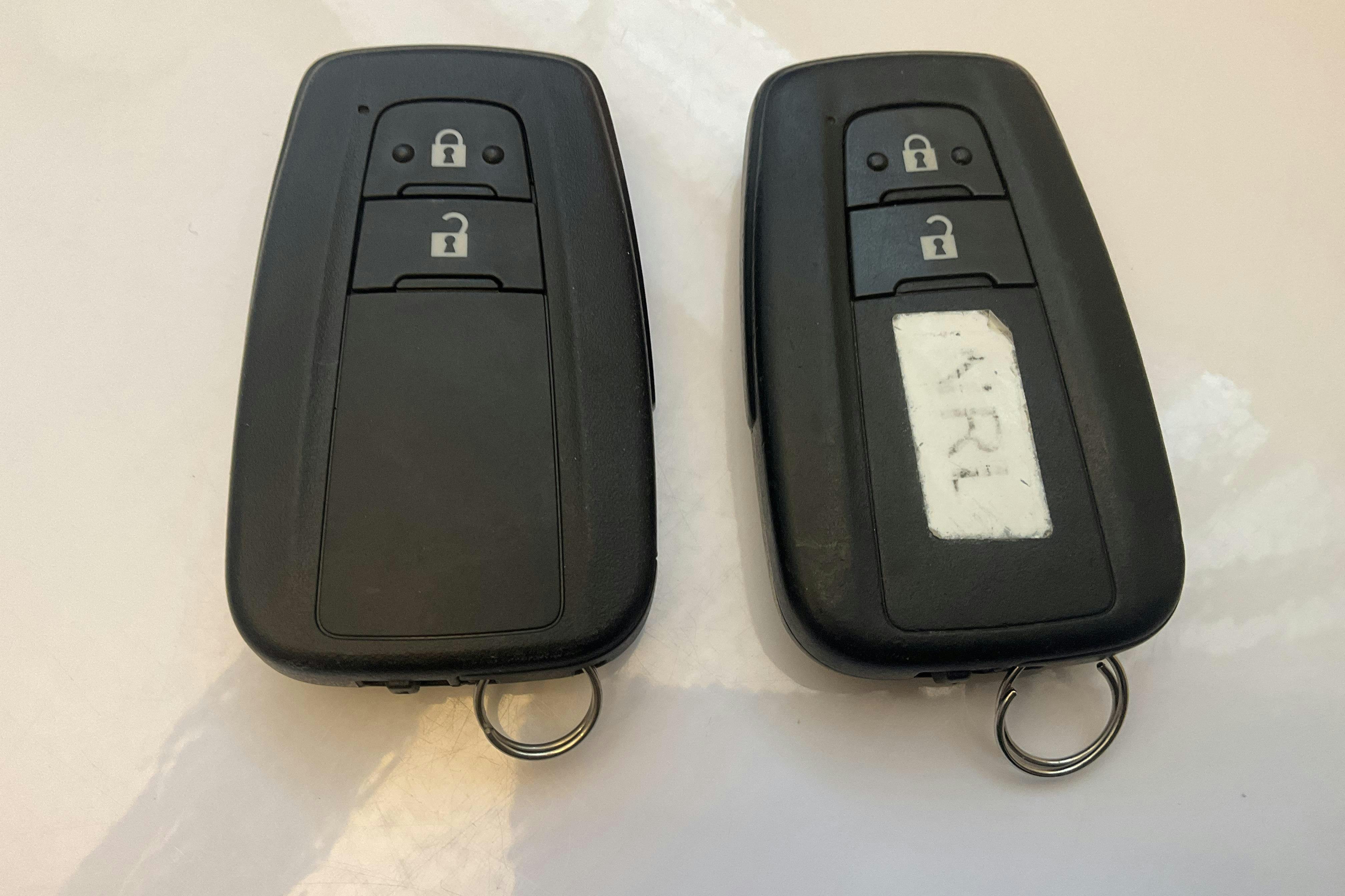 Presentation photo 14 of 14: Toyota Corolla 1.8 Hybrid 5dr (122hk) - 159 320 km - Automatic - white - 2020