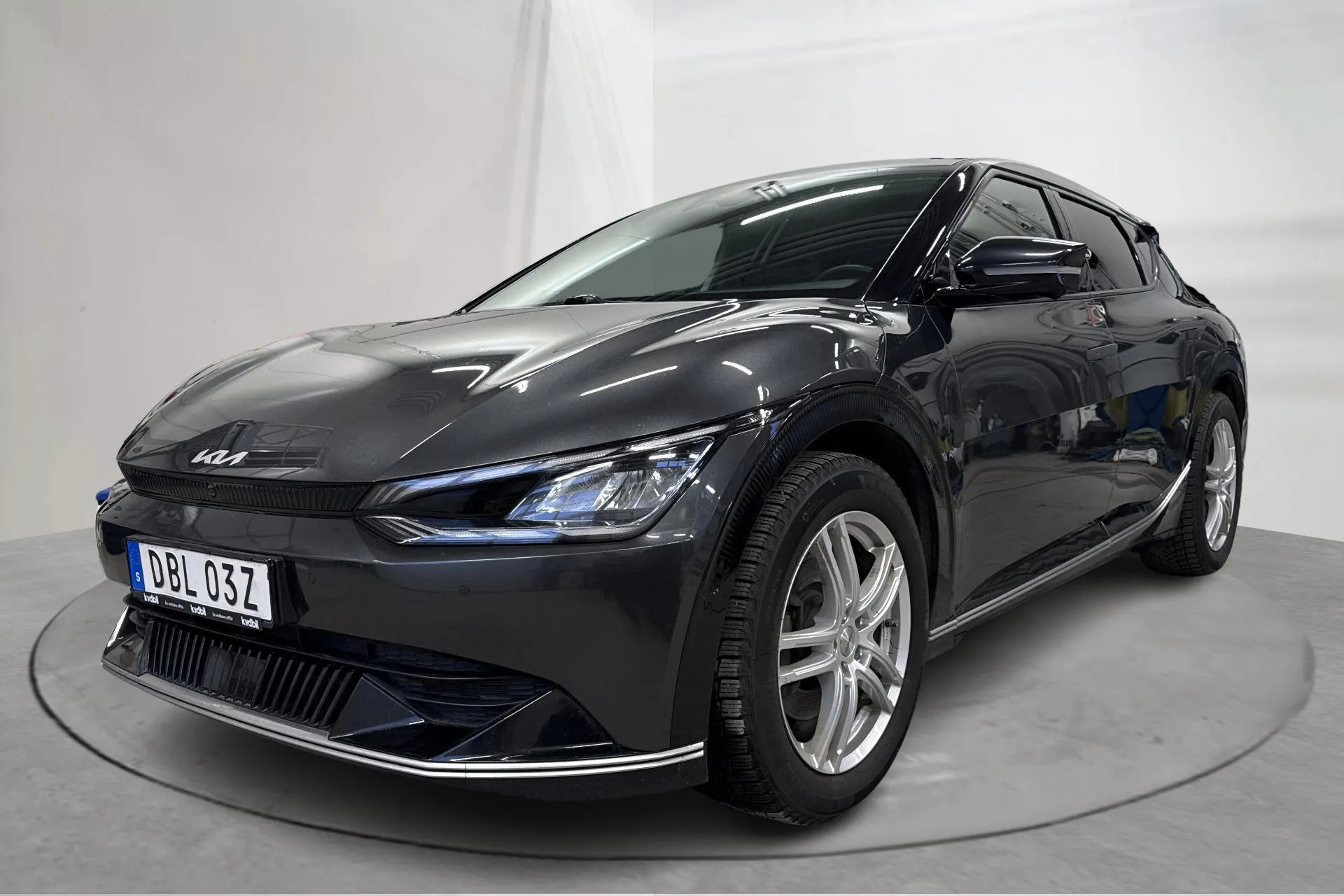 Presentation photo 1 of 20: KIA EV6 AWD (325hk) - 108 290 km - Automatic - gray - 2023