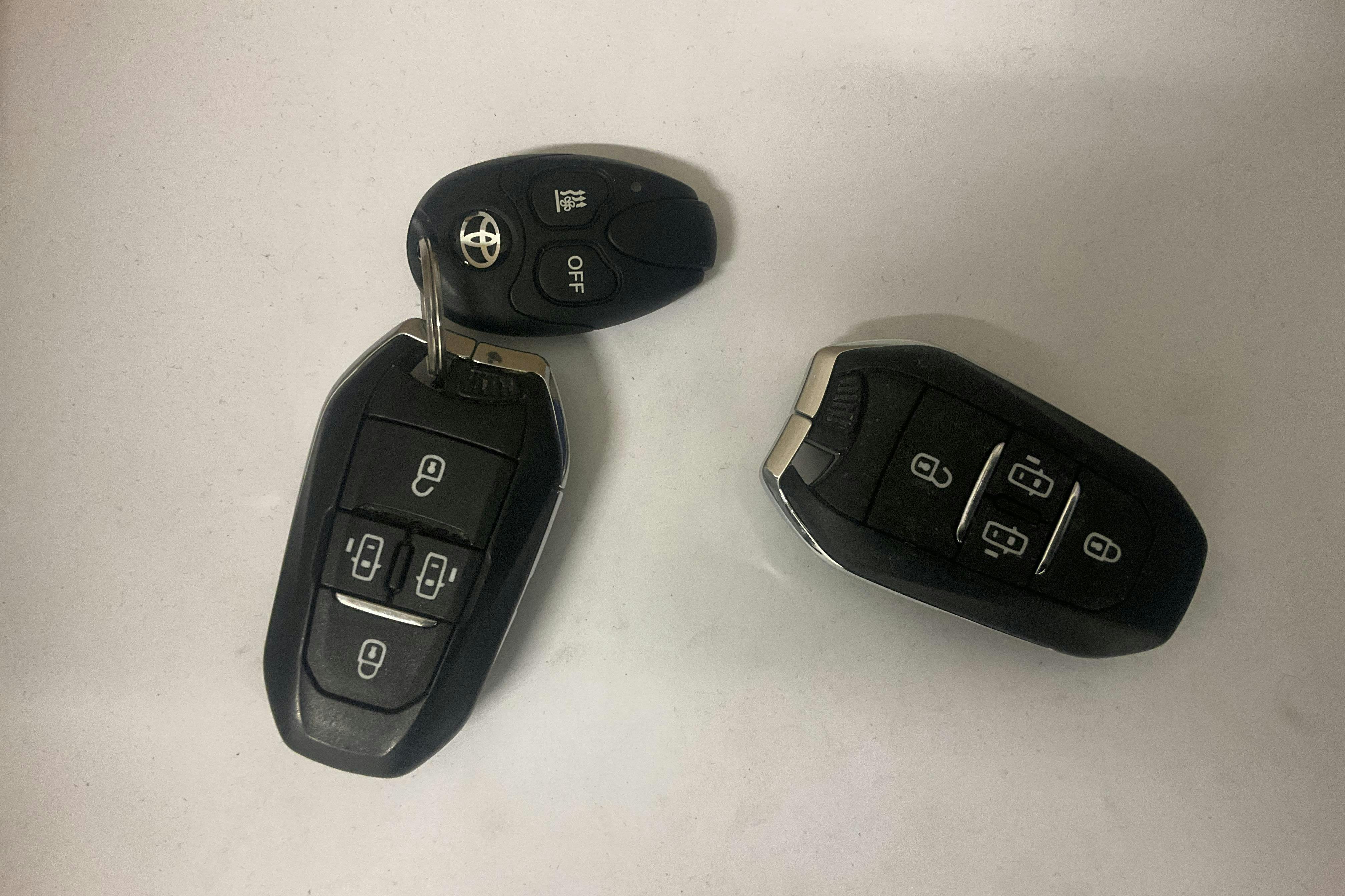 Presentation photo 21 of 21: Toyota PROACE Verso 2.0D (180hk) - 220 230 km - Automatic - black - 2018