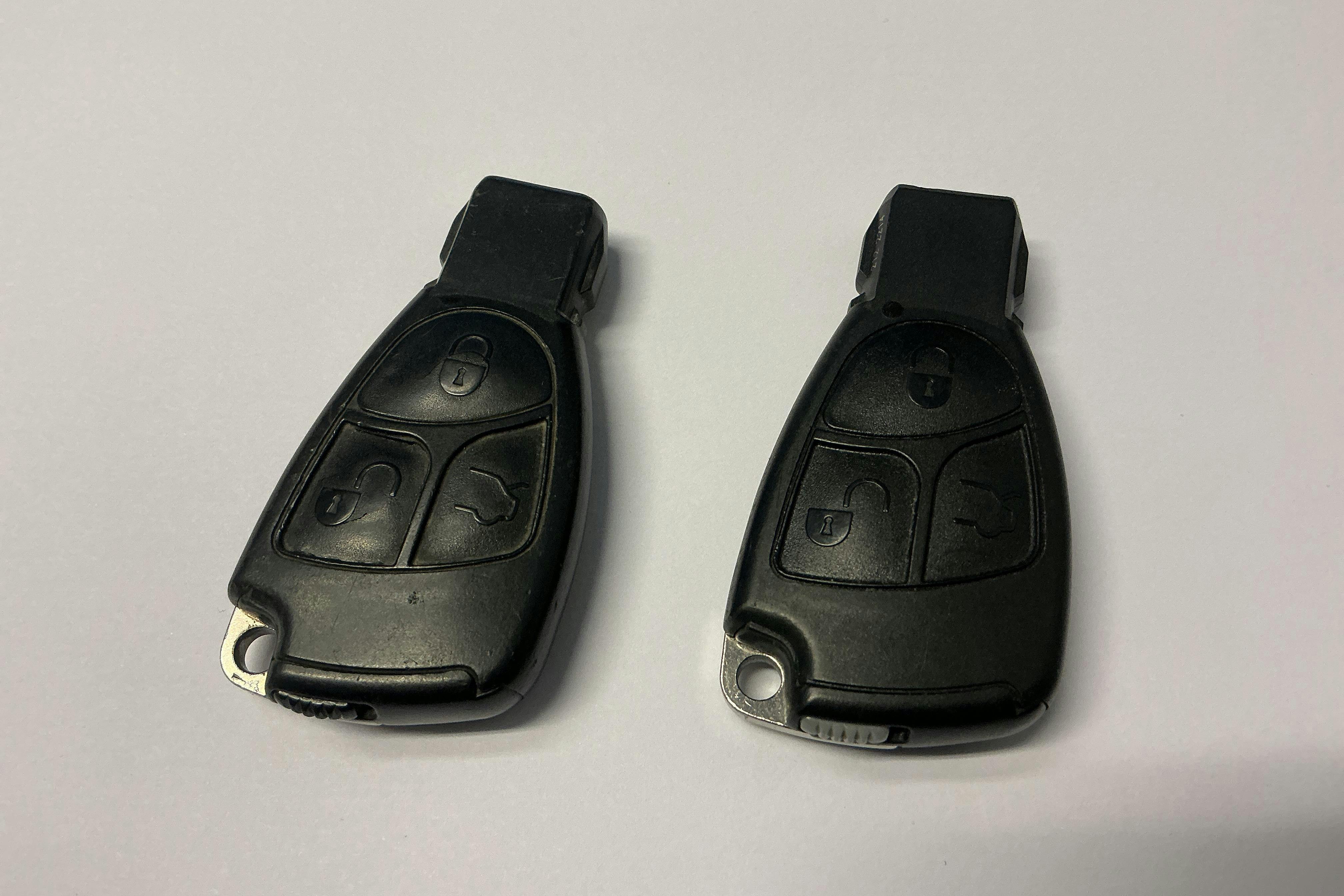 Presentationsfoto 14 av 14: Mercedes E 240 W211 (177hk) - 9 857 mil - Automat - Light Grey - 2002