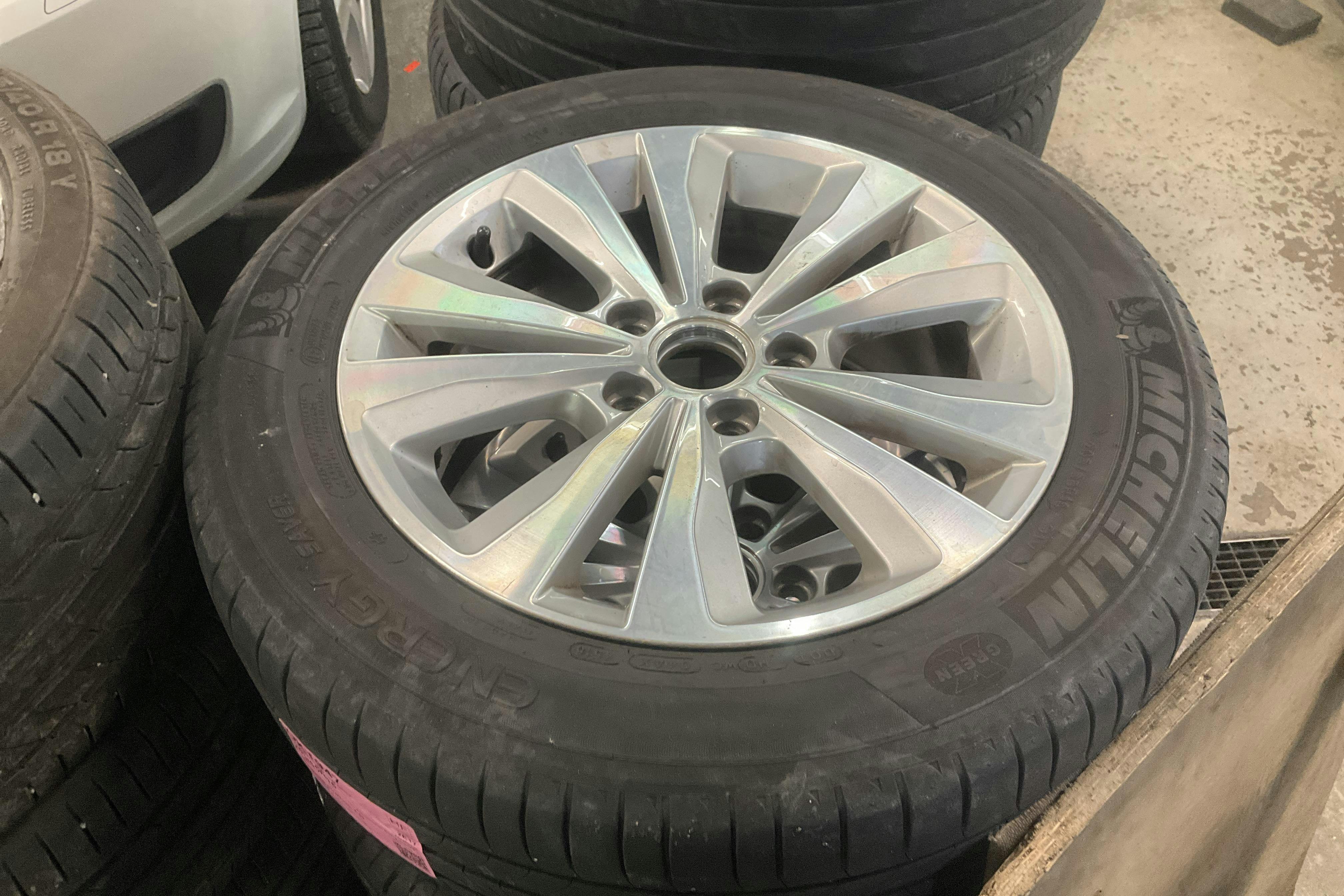 Presentationsfoto 14 av 14: VW Golf VII 1.6 TDI BlueMotion Sportscombi (110hk) - 10 508 mil - Automat - grå - 2017