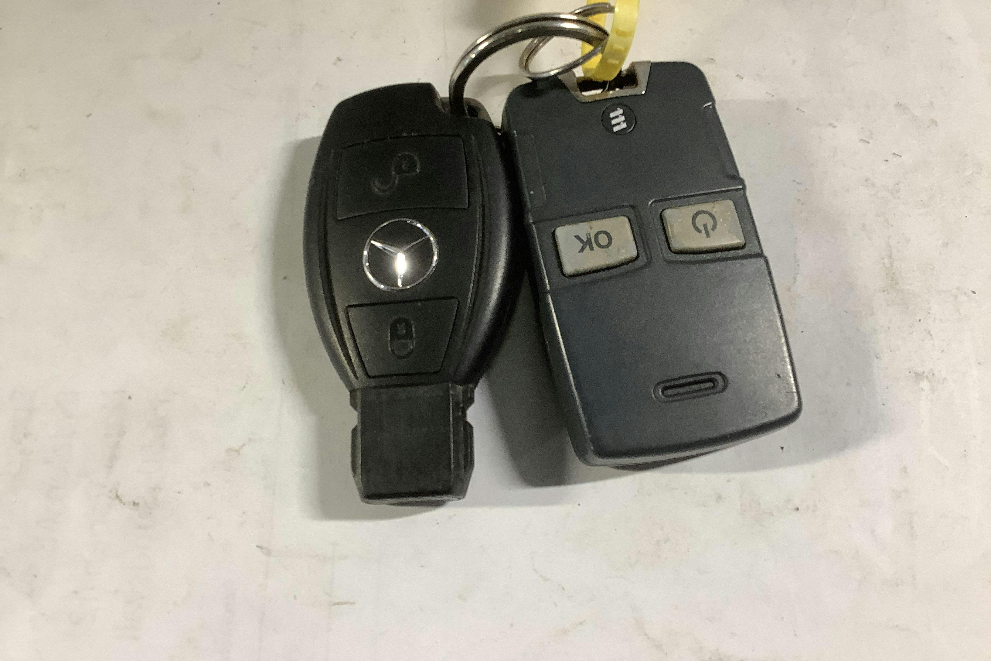 Presentation photo 15 of 15: Mercedes Sprinter 316 CDI Pickup/Chassi (163hk) - 74 130 km - Manual - white - 2017