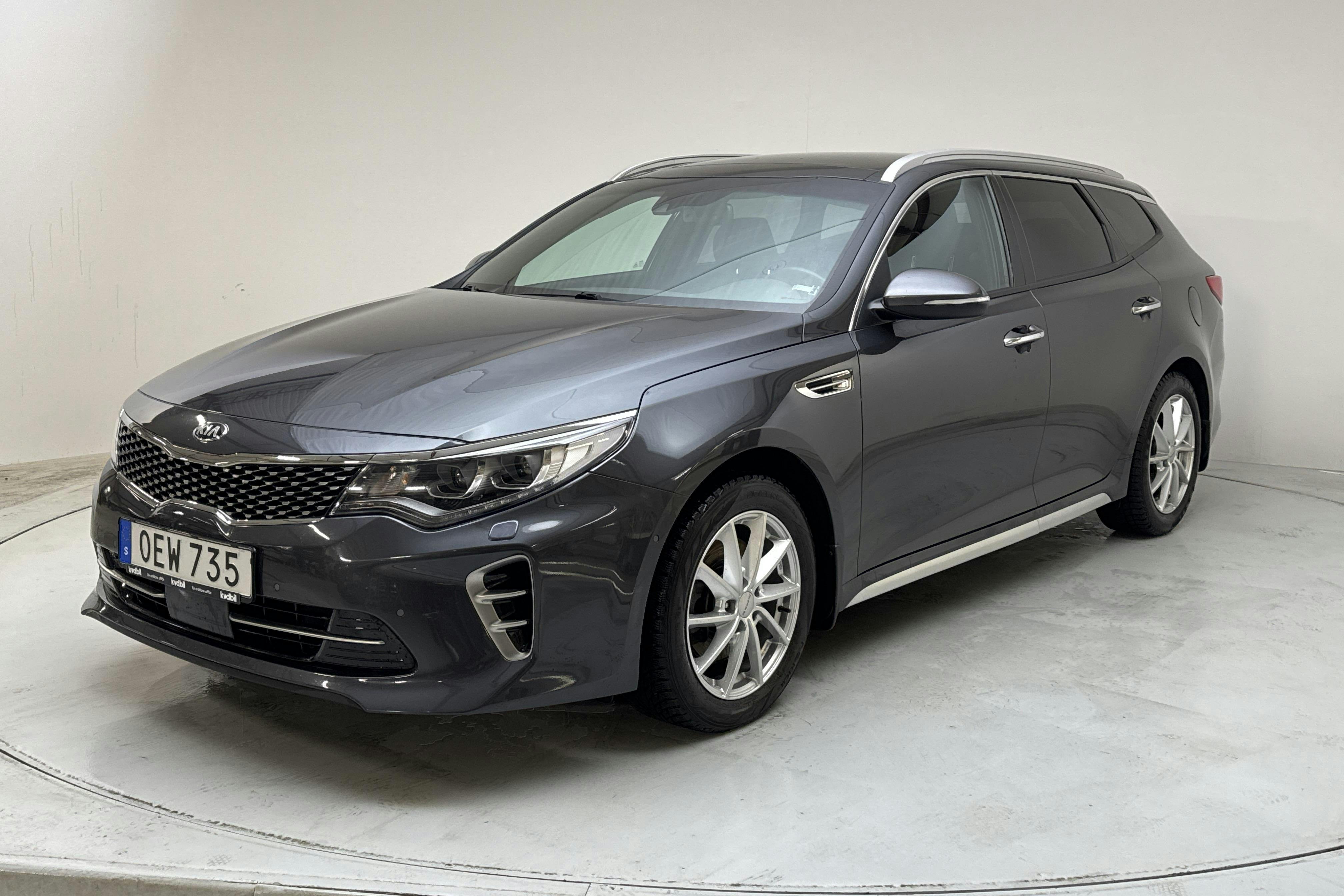 Presentationsfoto 1 av 16: KIA Optima 1.7 CRDi SW (141hk) - 6 222 mil - Automat - grå - 2017
