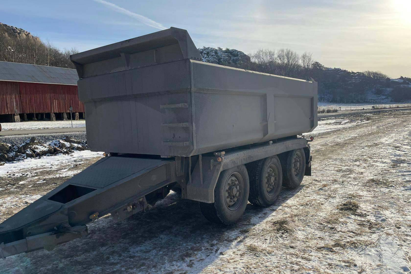 Presentation photo 2 of 49: Istrail ISTRAIL TN 144 - 0 km - gray - 2008