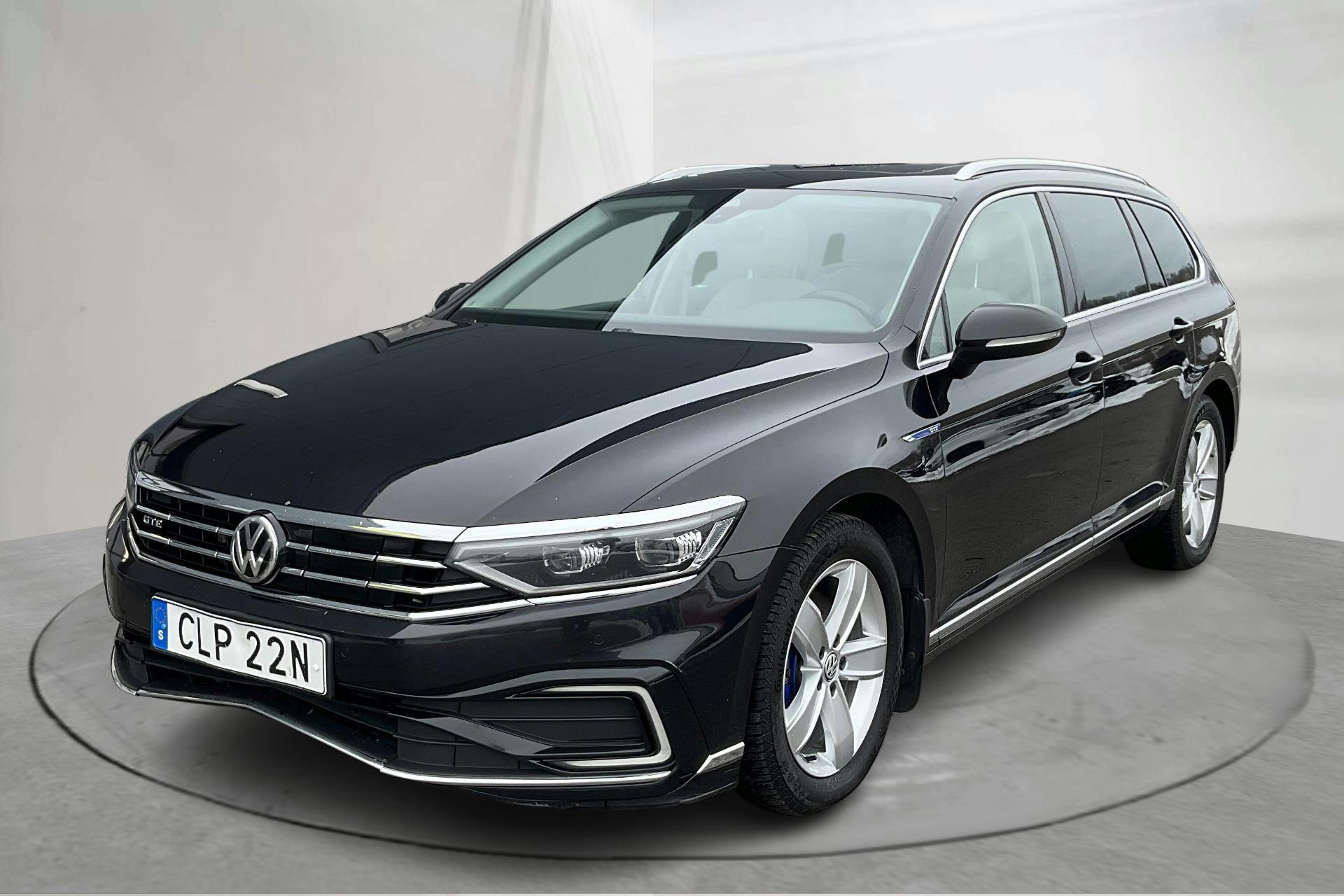 Präsentationsfoto 1 von 23: VW Passat 1.4 GTE Sportscombi (218hk) - 278 800 Kilometer - Verkaufsautomat - Schwarz - 2020