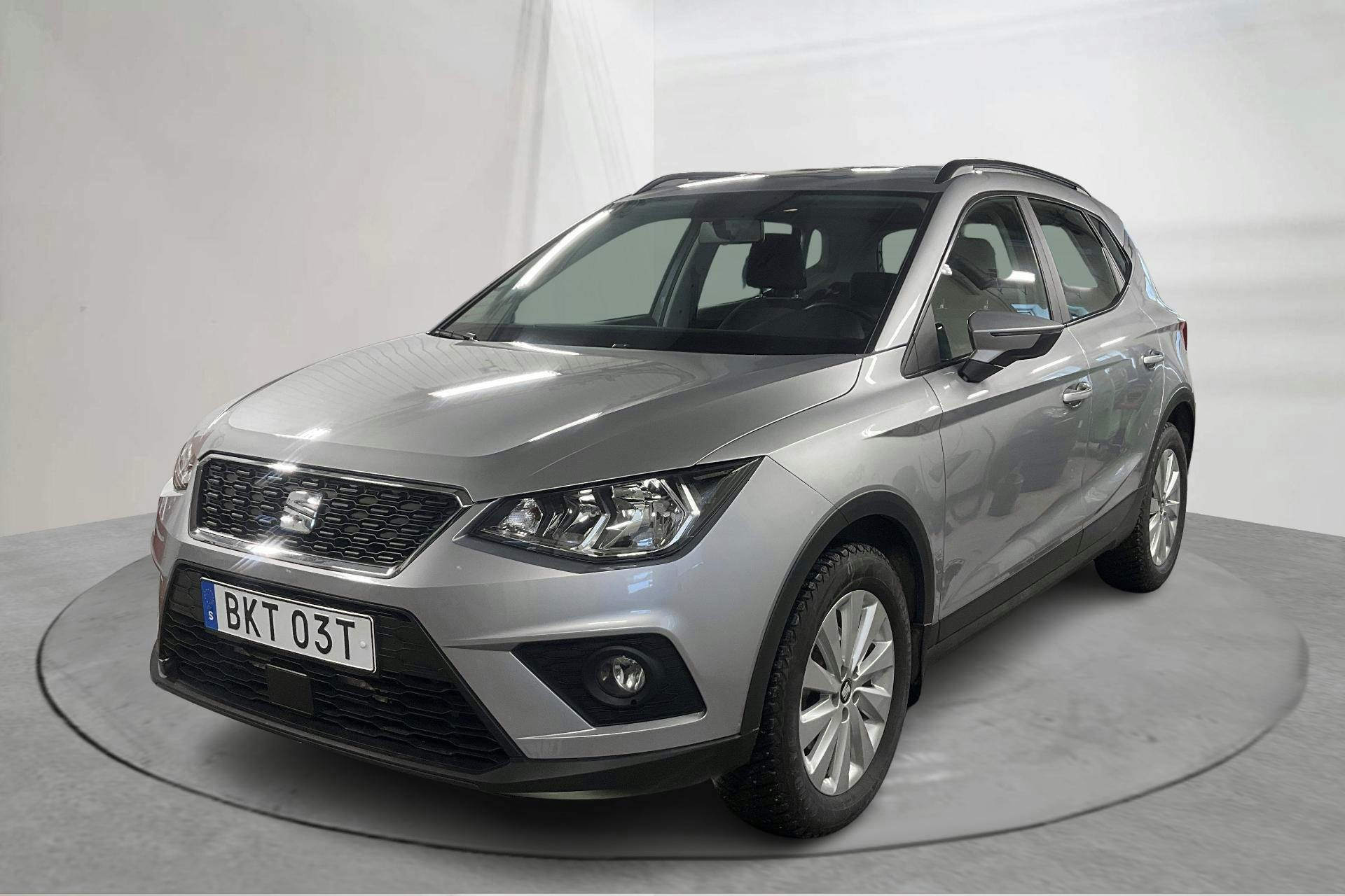 Præsentationsfoto 1 af 13: Seat Arona 1.6 TDI 5dr (95hk) - 54 260 kilometer - Salgsautomat - Sølv - 2021